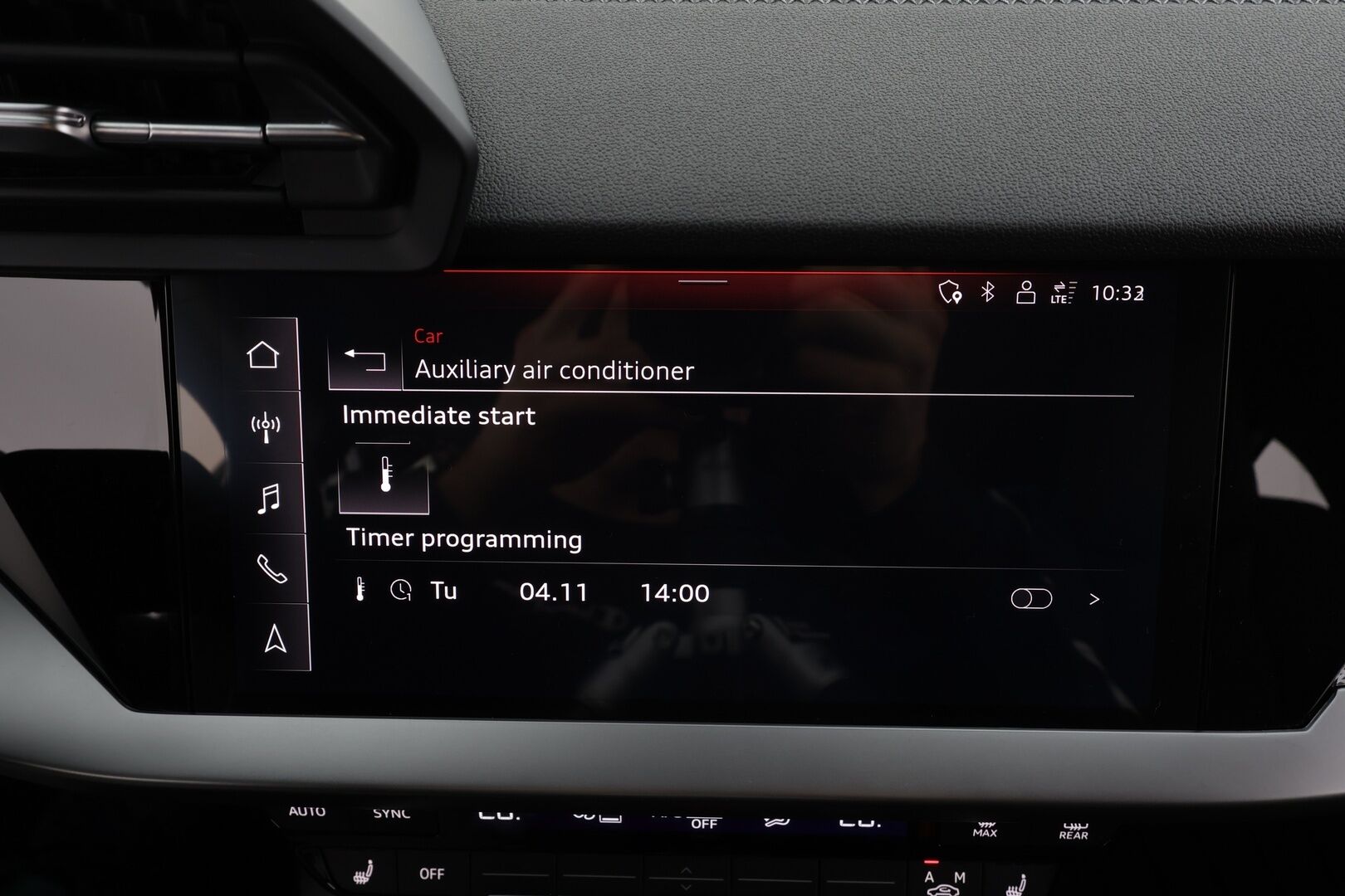 Audi A3 2021 Sportback Business S line 45 TFSI e 180kW S tronic * Bang&Olufsen / HUD / Navi / Sporttipenkit / KeylessGo / Vakkari - Akku kuntotarkastettu! / Kahdet renkaat aluvanteilla / S Line / Juuri tullut Tampereelle! - HULLUT JOULUT KORKOTARJOUS 2,49% 