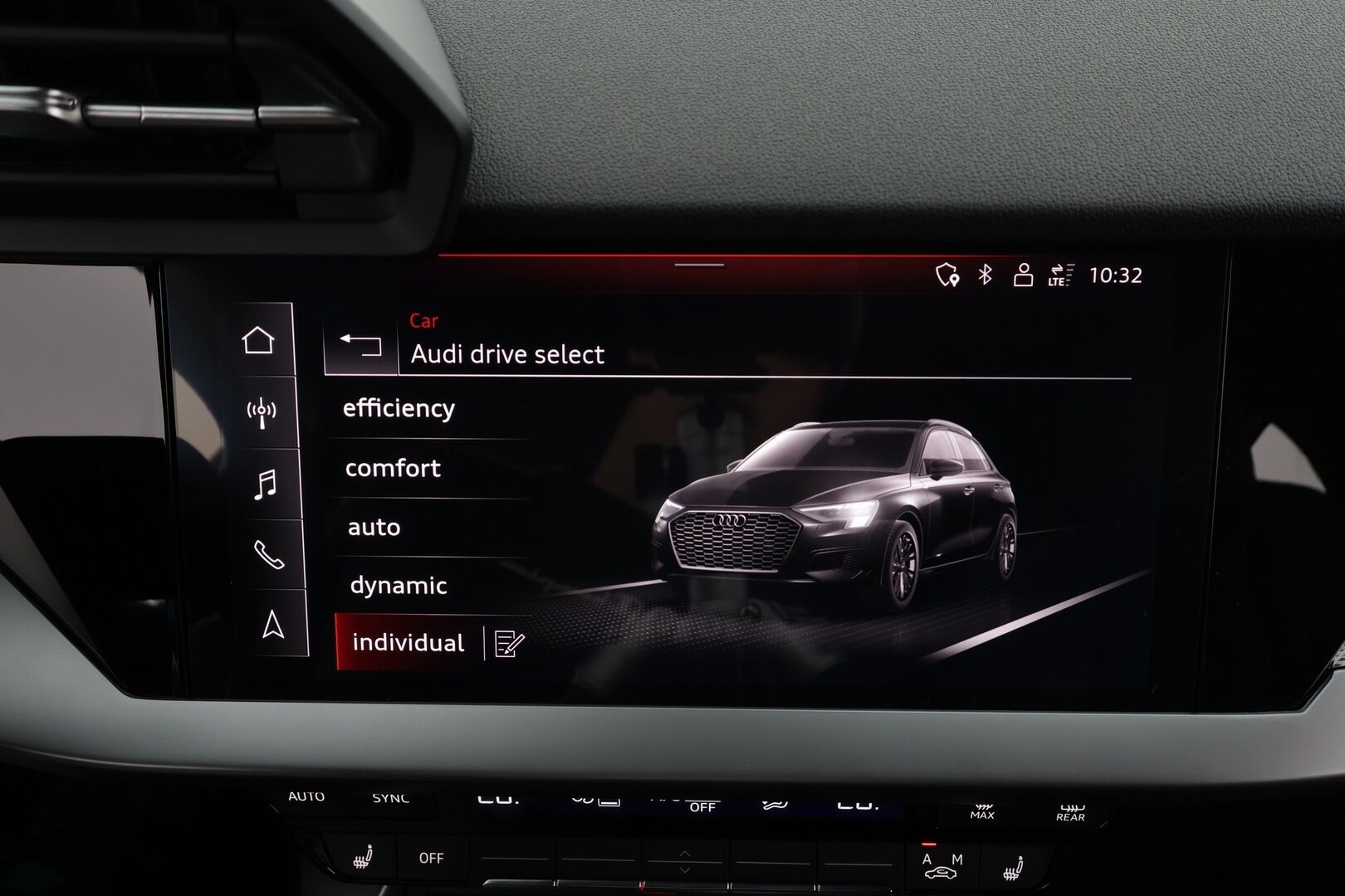 Audi A3 2021 Sportback Business S line 45 TFSI e 180kW S tronic * Bang&Olufsen / HUD / Navi / Sporttipenkit / KeylessGo / Vakkari - Akku kuntotarkastettu! / Kahdet renkaat aluvanteilla / S Line / Juuri tullut Tampereelle! - HULLUT JOULUT KORKOTARJOUS 2,49% 