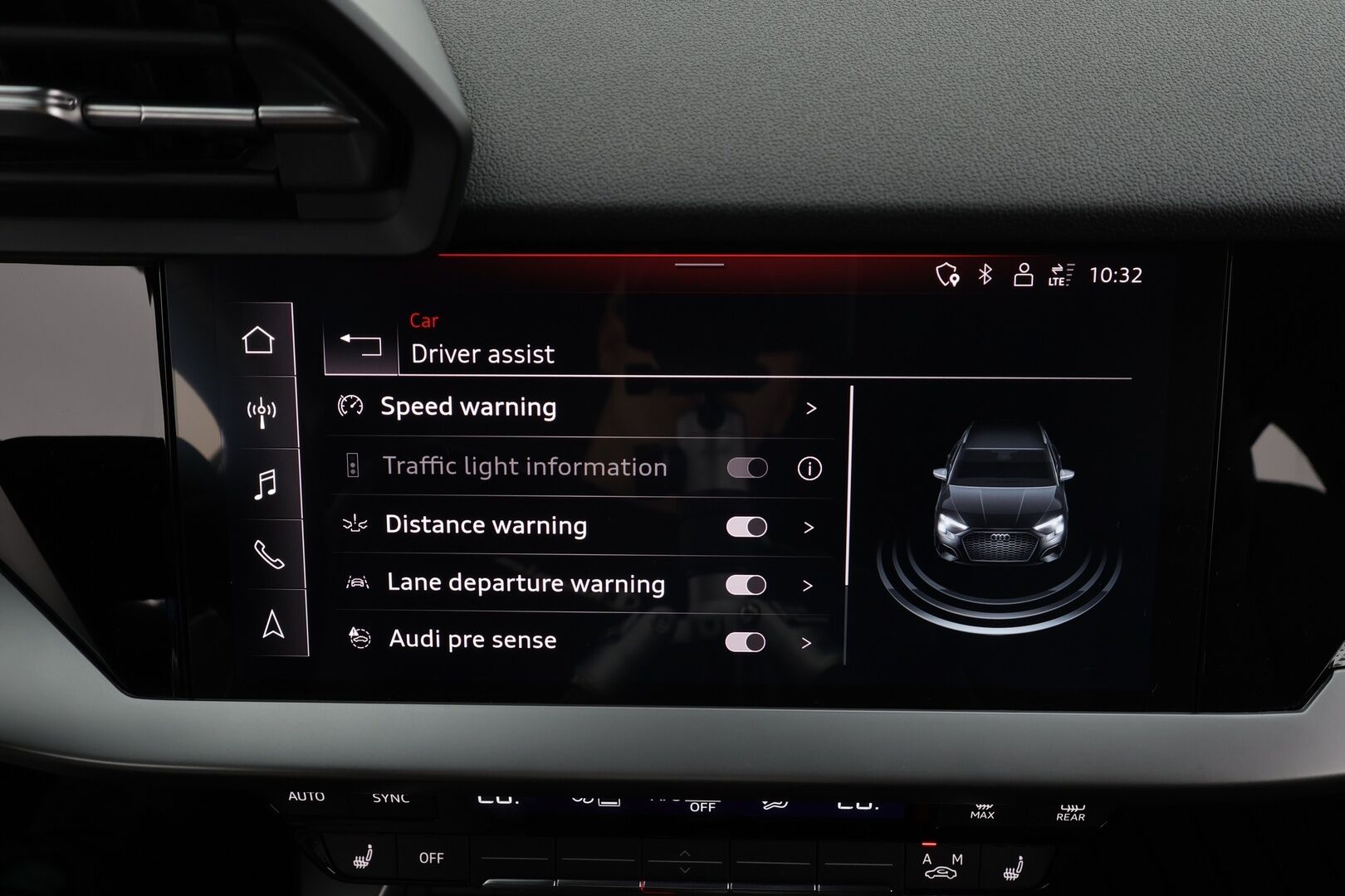 Audi A3 2021 Sportback Business S line 45 TFSI e 180kW S tronic * Bang&Olufsen / HUD / Navi / Sporttipenkit / KeylessGo / Vakkari - Akku kuntotarkastettu! / Kahdet renkaat aluvanteilla / S Line / Juuri tullut Tampereelle! - HULLUT JOULUT KORKOTARJOUS 2,49% 