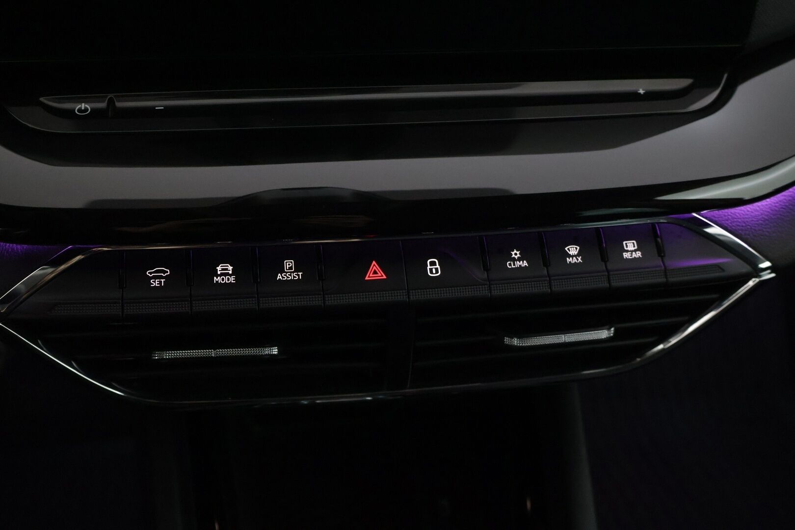 Skoda Octavia 2023 1.5 TSI G-TEC Style Nordic Edition aut ** 1-om. Suomiauto / Webasto / ACC / Lämmitettävä tuulilasi / Matrix LED / Kamera ** - *Kattavilla varusteilla! / Merkkihuollettu / Kessy / 2x renkaat aluvanteilla *