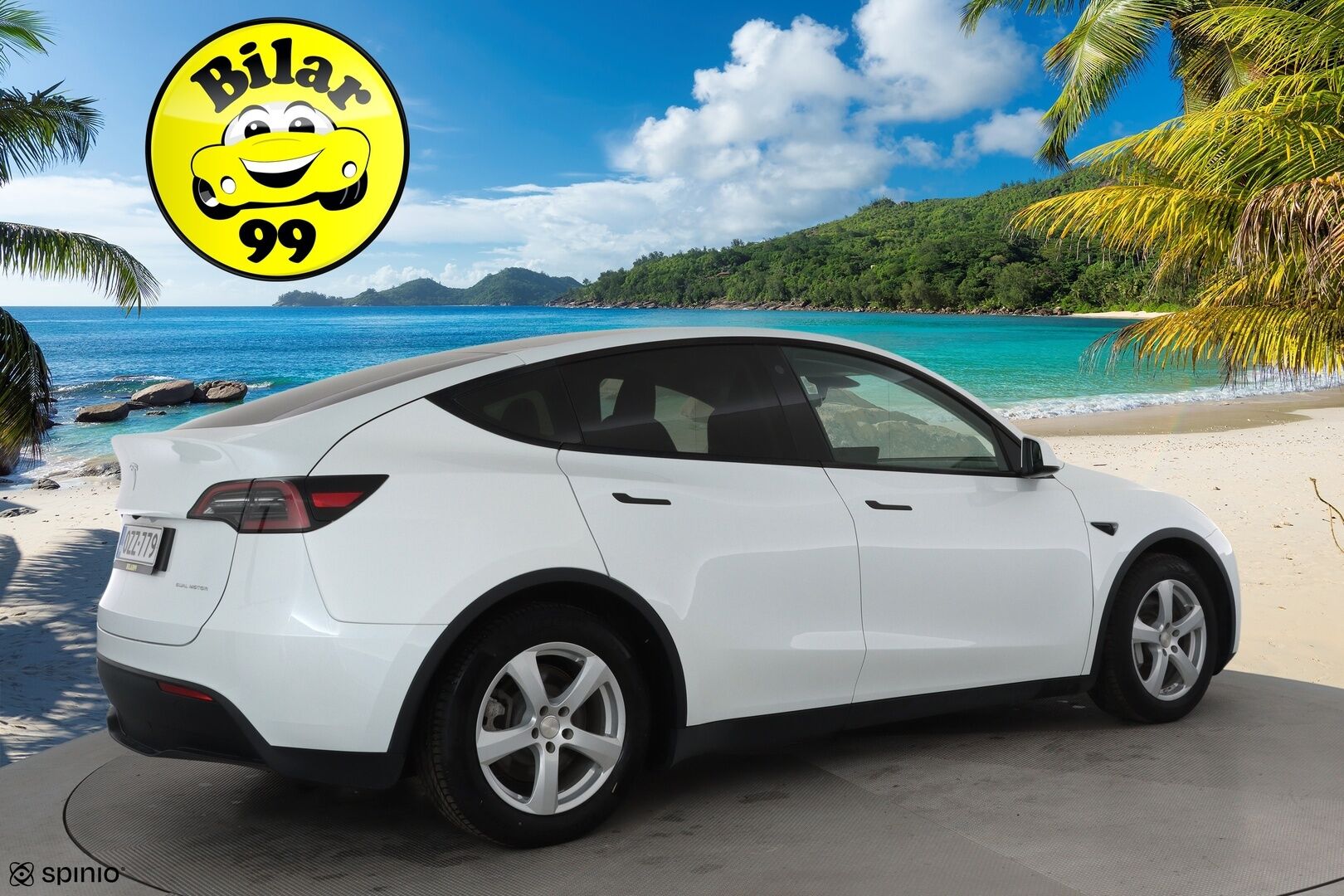 Tesla Model Y 2023 Long Range ** S3xy knob / Koukku / Lämpöpumppu / Lasikatto / Matrix-LED / Adapt.Vakkari / P.Kamera / Muistipenkki / Navi / Keyless** - 3,99 % KORKOTARJOUS TÄHÄN AUTOON - 1-om Suomi-auto / 2x Latauskaapelit / Kahdet Renkaat