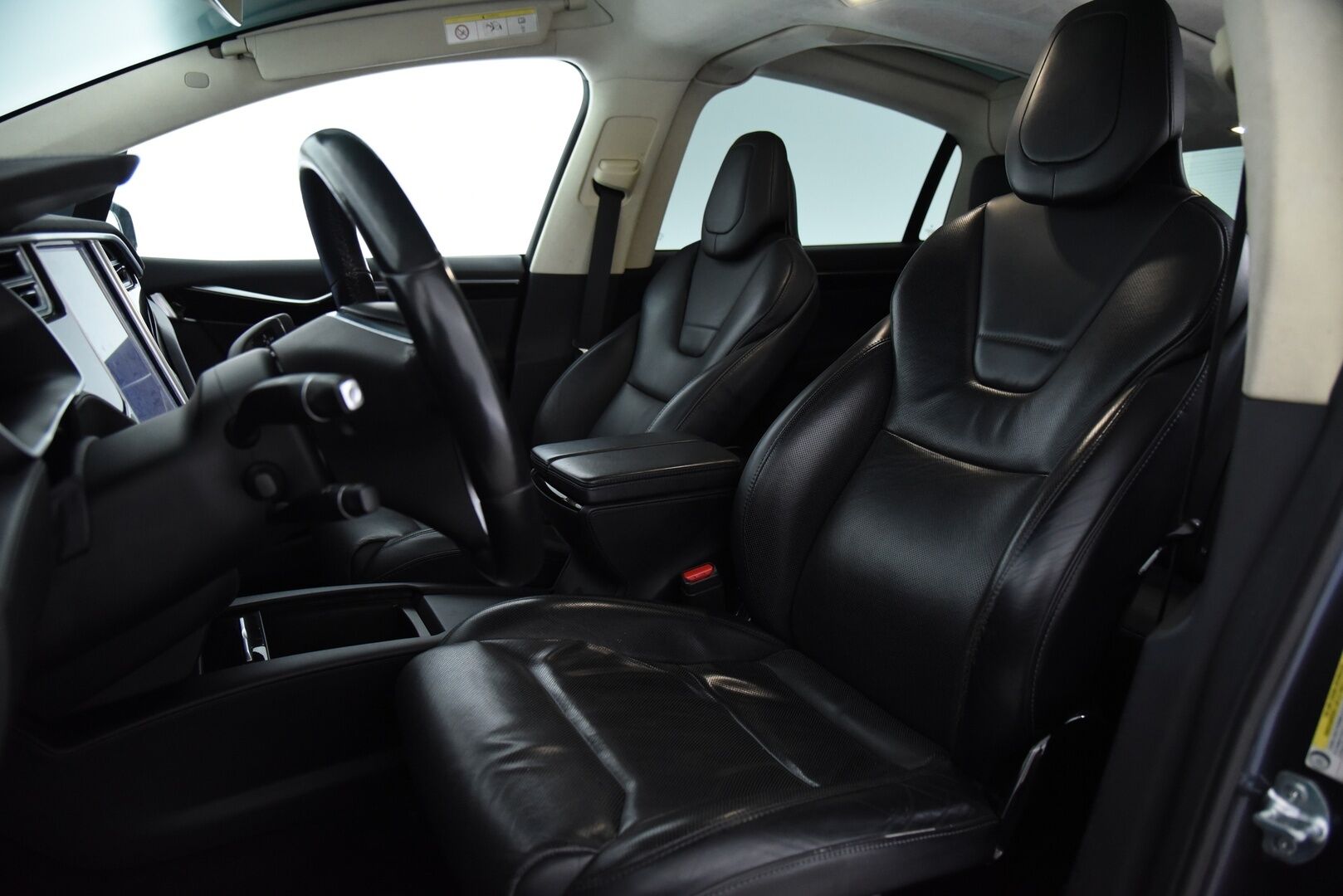 Tesla Model X 2017 90 D / Myydään huutokaupat.com:issa! / ILMAISET SUPERCHRAGET! - Myydään vain huutokaupat.com:issa! 