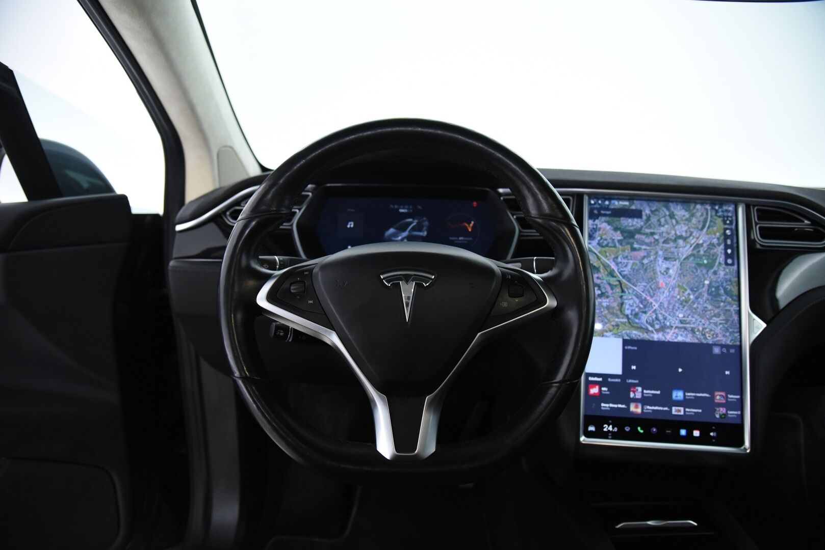 Tesla Model X 2017 90 D / Myydään huutokaupat.com:issa! / ILMAISET SUPERCHRAGET! - Myydään vain huutokaupat.com:issa! 
