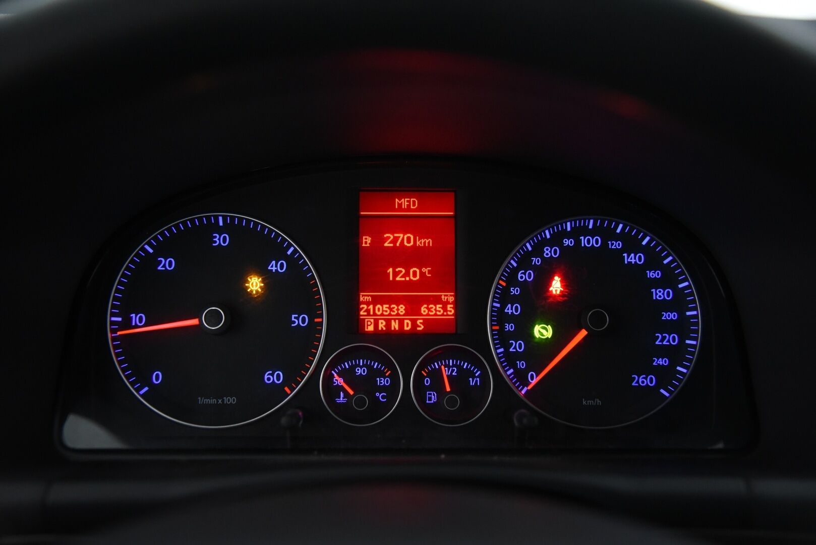 Volkswagen Touran 2008 Trendline 1,9 TDI 77 kW DSG-automaattivaihteisto - YritysOutlet - Myydään vain yrityksille - 1-omisteinen Suomi-auto!