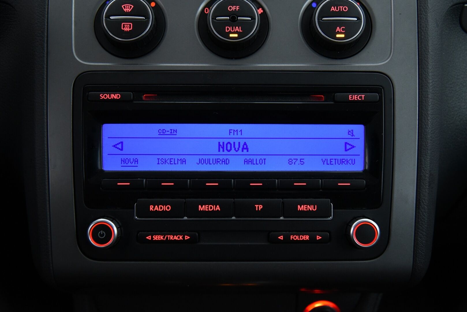 Volkswagen Touran 2008 Trendline 1,9 TDI 77 kW DSG-automaattivaihteisto - YritysOutlet - Myydään vain yrityksille - 1-omisteinen Suomi-auto!