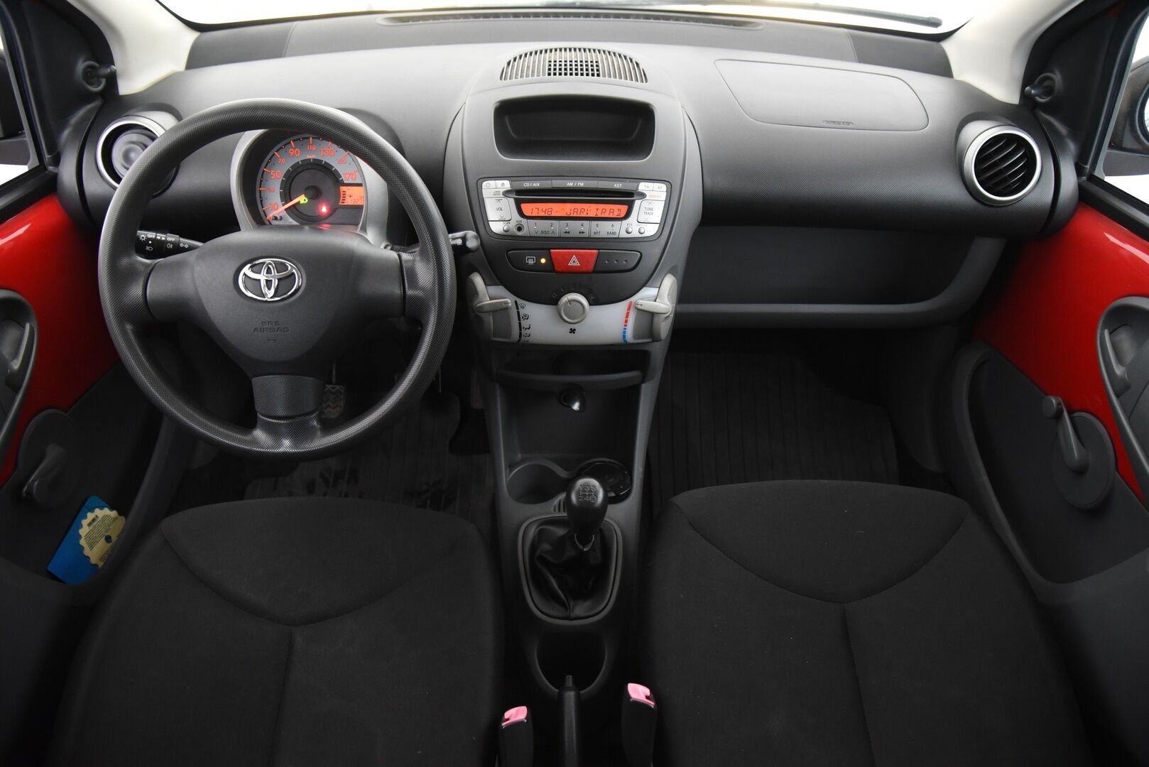 Toyota Aygo 2007 4D AYGO HATCHBACK 1.0-KGB10L-AHMRKW/234 - Suomi-auto! 2x Renkaat