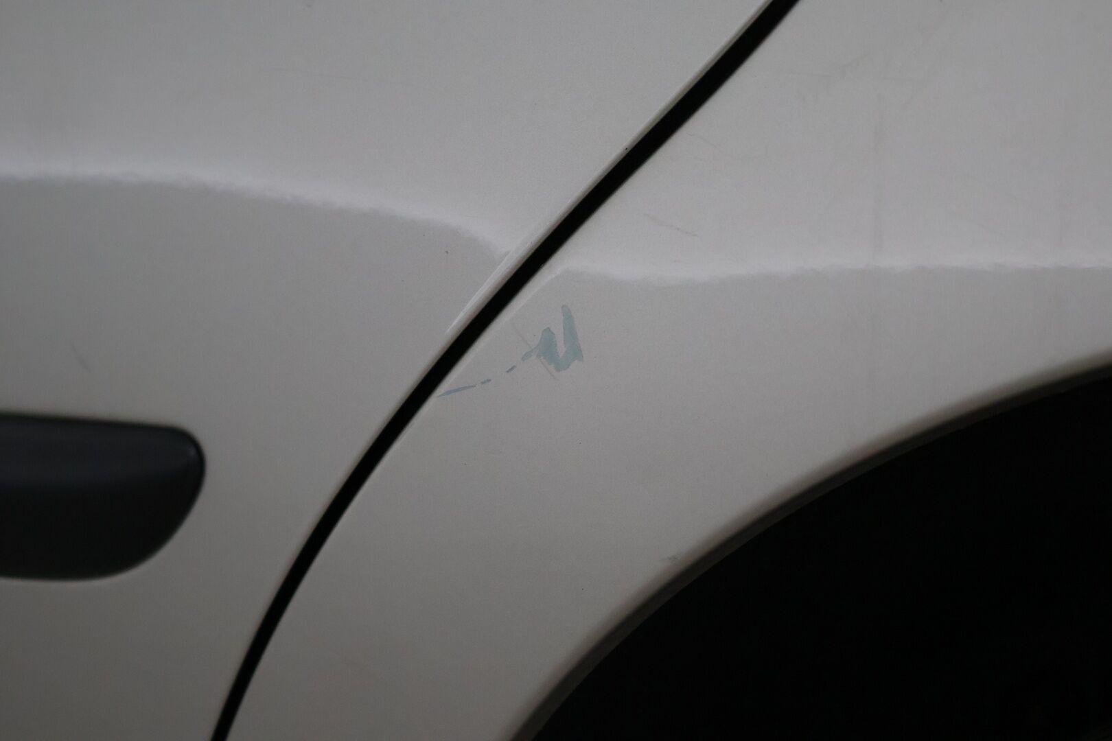Peugeot 207 2009 Trendy VTi 95 5-ov. Platinum - | YritysOutlet - Myydään vain yrityksille | Suomi-auto | Koukku | Lohko+sisäp. | 2x renkaat & vanteet |