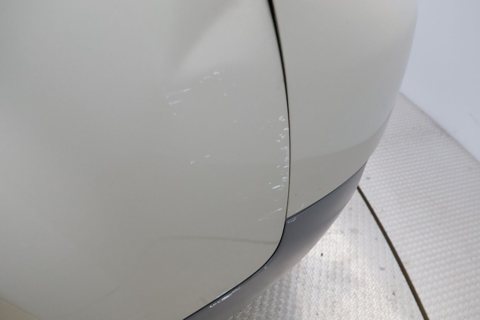 Audi A4 2003 - YritysOutlet - Myydään vain yrityksille