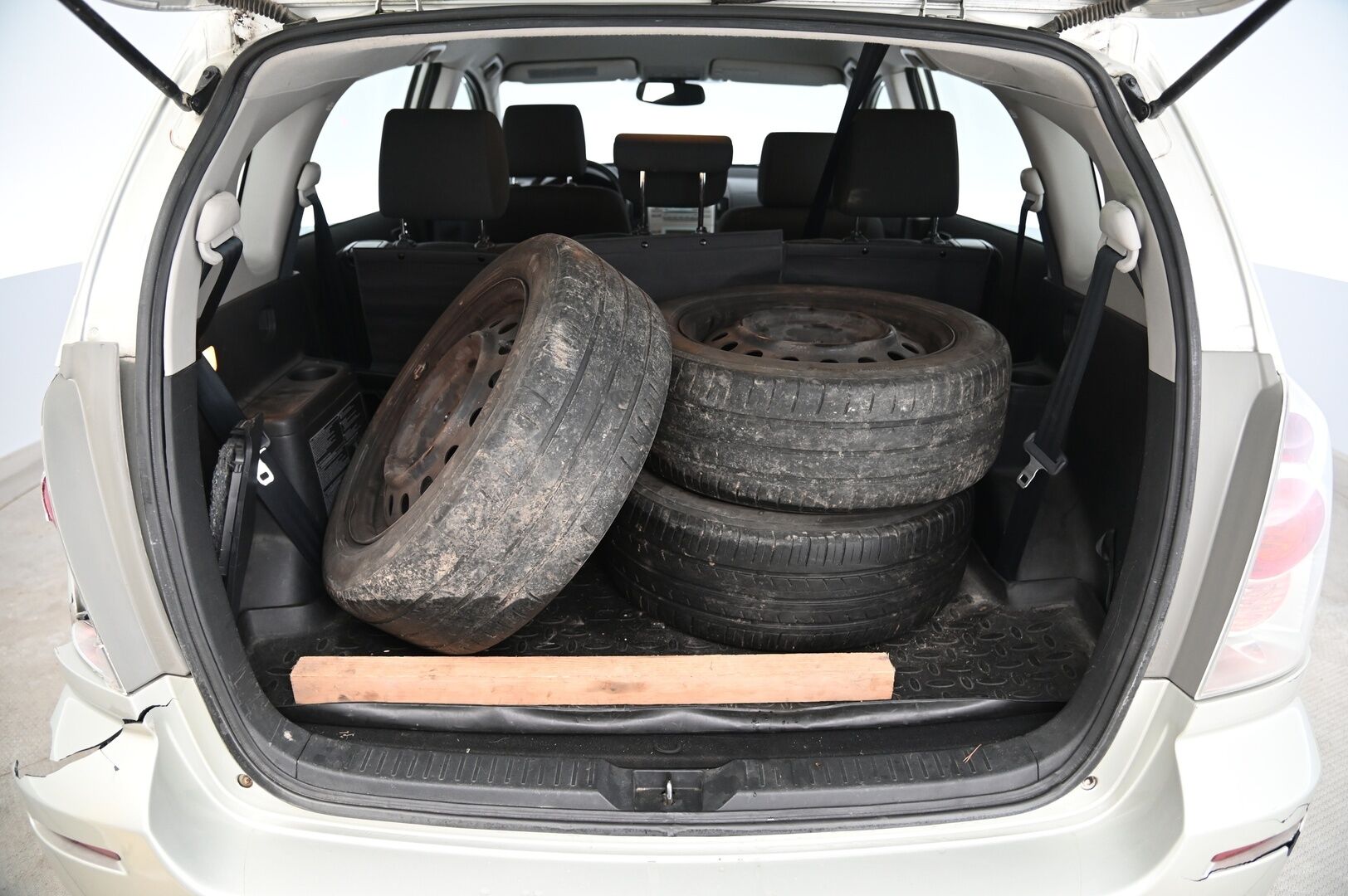 Toyota Corolla Verso 2006 7P*Myydään Huutokaupat.com* - Myydään Huutokaupat.com*