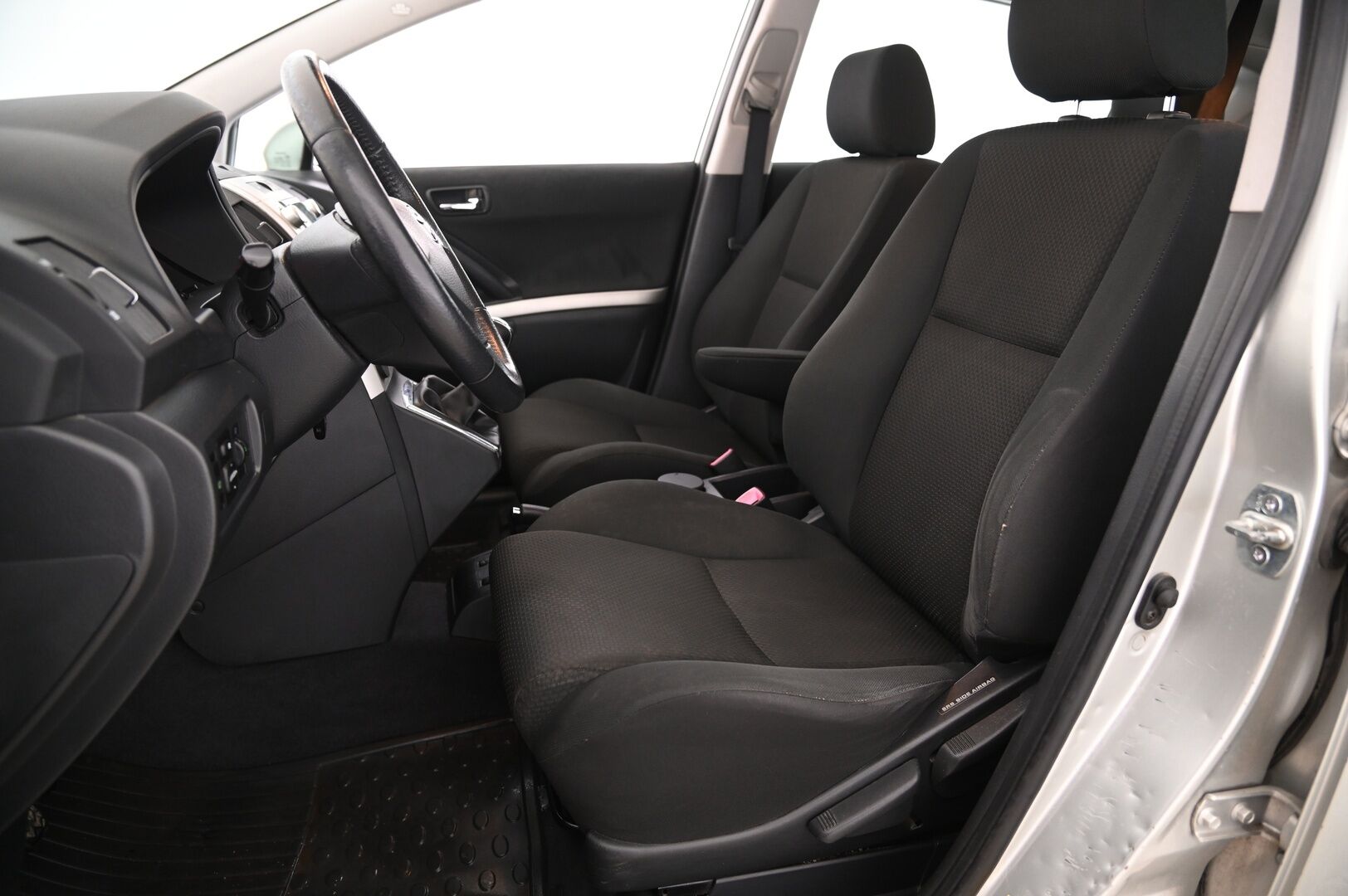 Toyota Corolla Verso 2006 7P*Myydään Huutokaupat.com* - Myydään Huutokaupat.com*