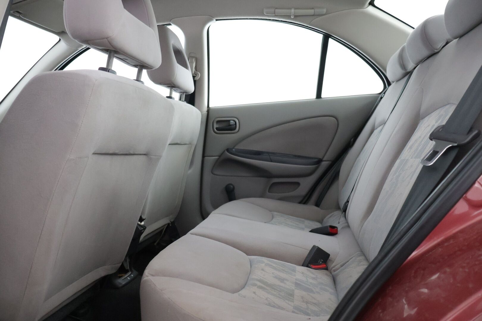 Nissan Almera 2002 4D ALMERA SEDAN 1.8 AUTOMATIC-BBAN16/254 * YritysOutlet - Myydään vain yrityksille - Tämä auto myydään YritysOutlet -valikoimasta vain yritykselle