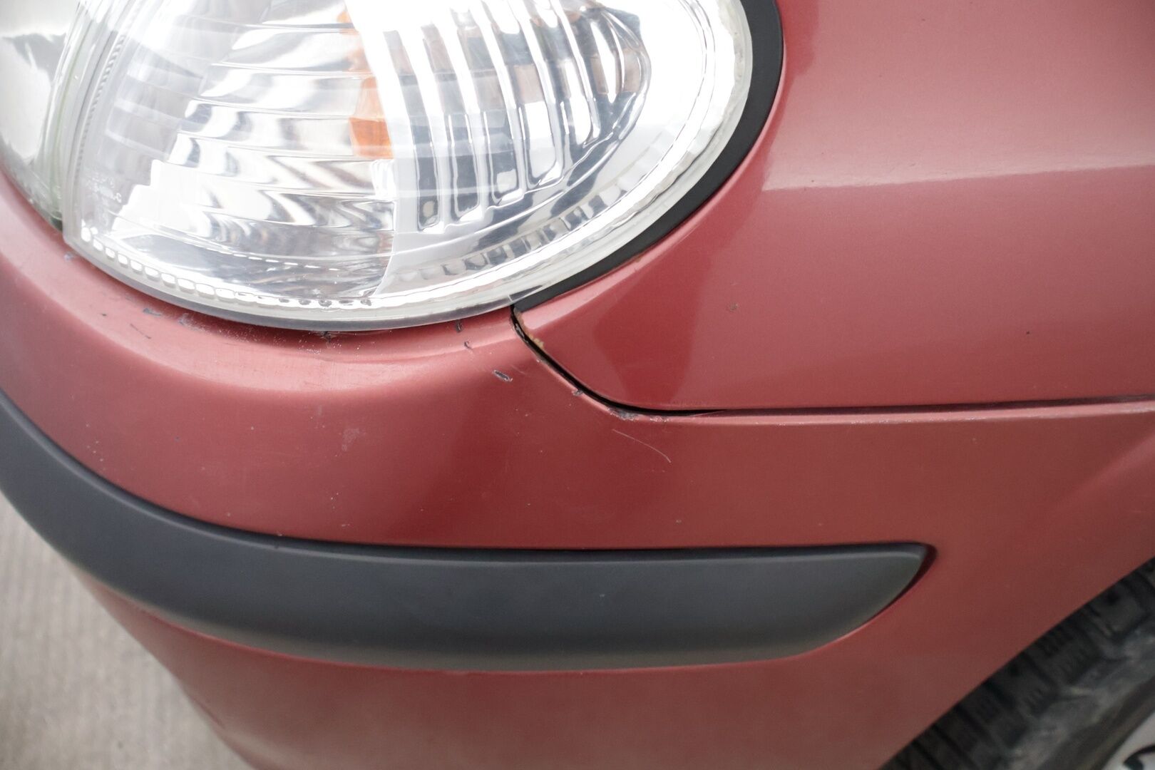 Nissan Almera 2002 4D ALMERA SEDAN 1.8 AUTOMATIC-BBAN16/254 * YritysOutlet - Myydään vain yrityksille - Tämä auto myydään YritysOutlet -valikoimasta vain yritykselle