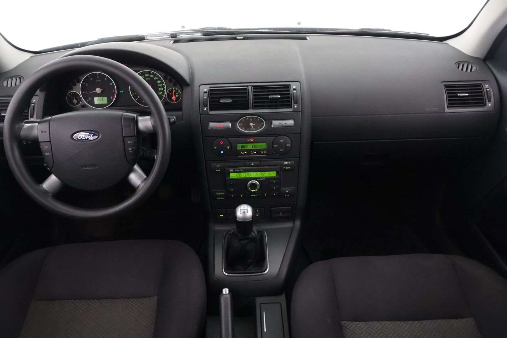 Ford Mondeo 2003 5D STW 2.0 - ** Tämä myydään huutokaupat.comissa