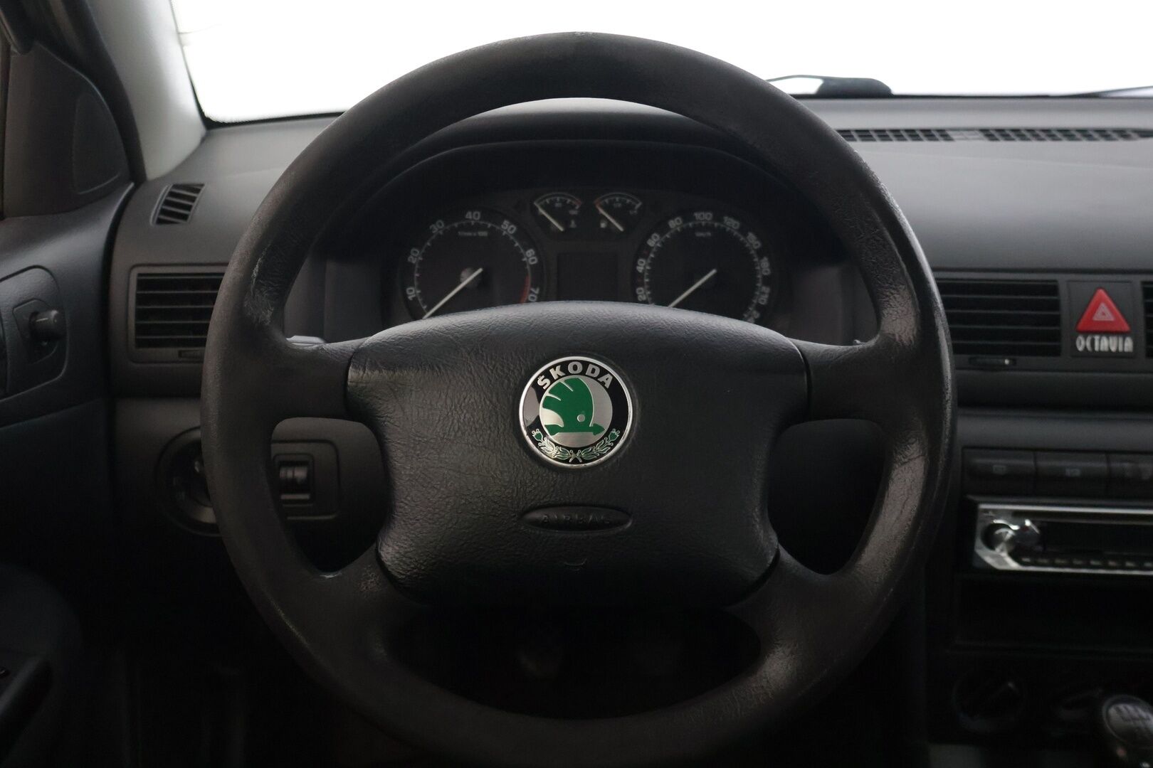 Skoda Octavia 2006 1,6 Classic - | Myydään huutokaupat.com- sivustolla |