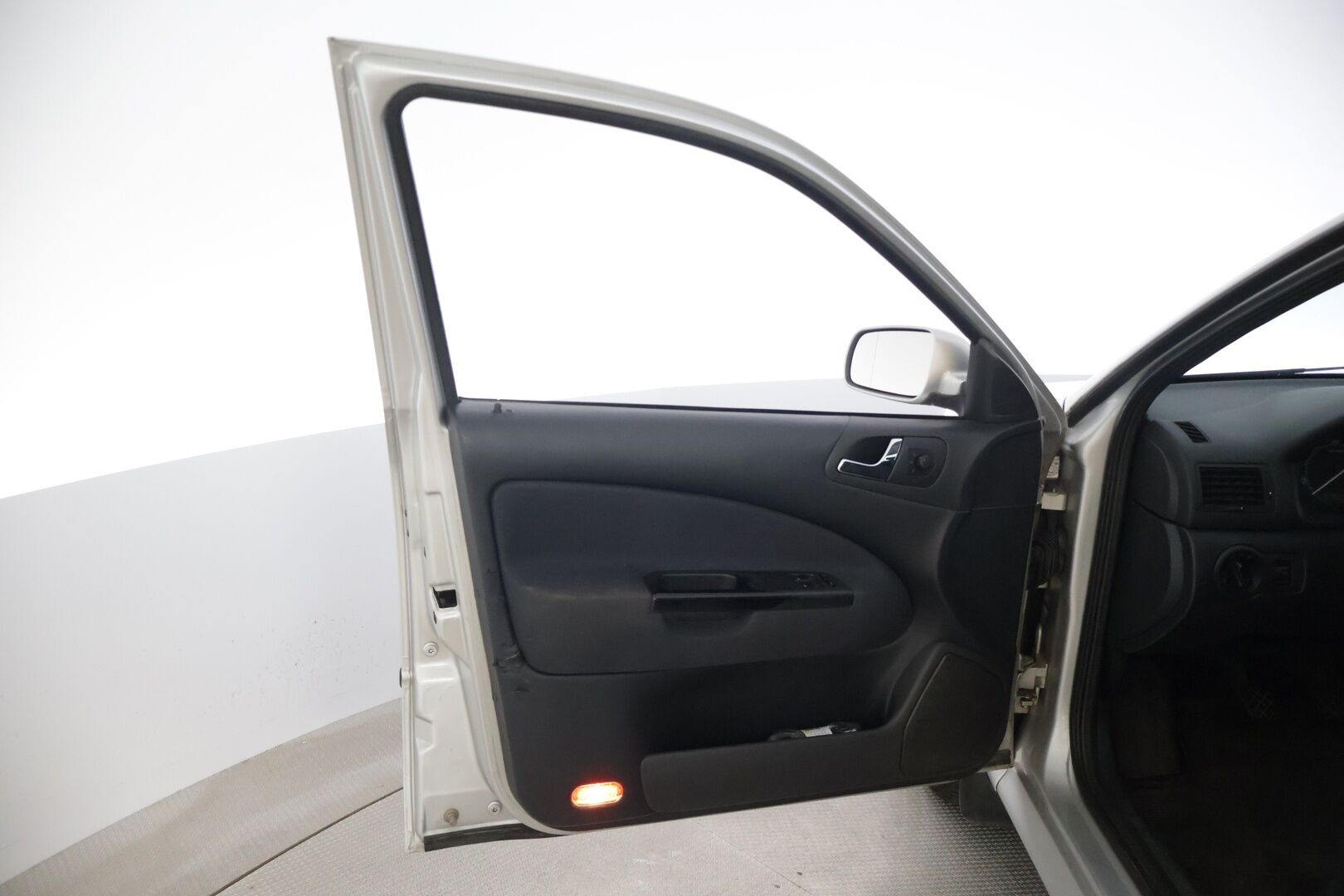 Skoda Octavia 2006 1,6 Classic - | Myydään huutokaupat.com- sivustolla |