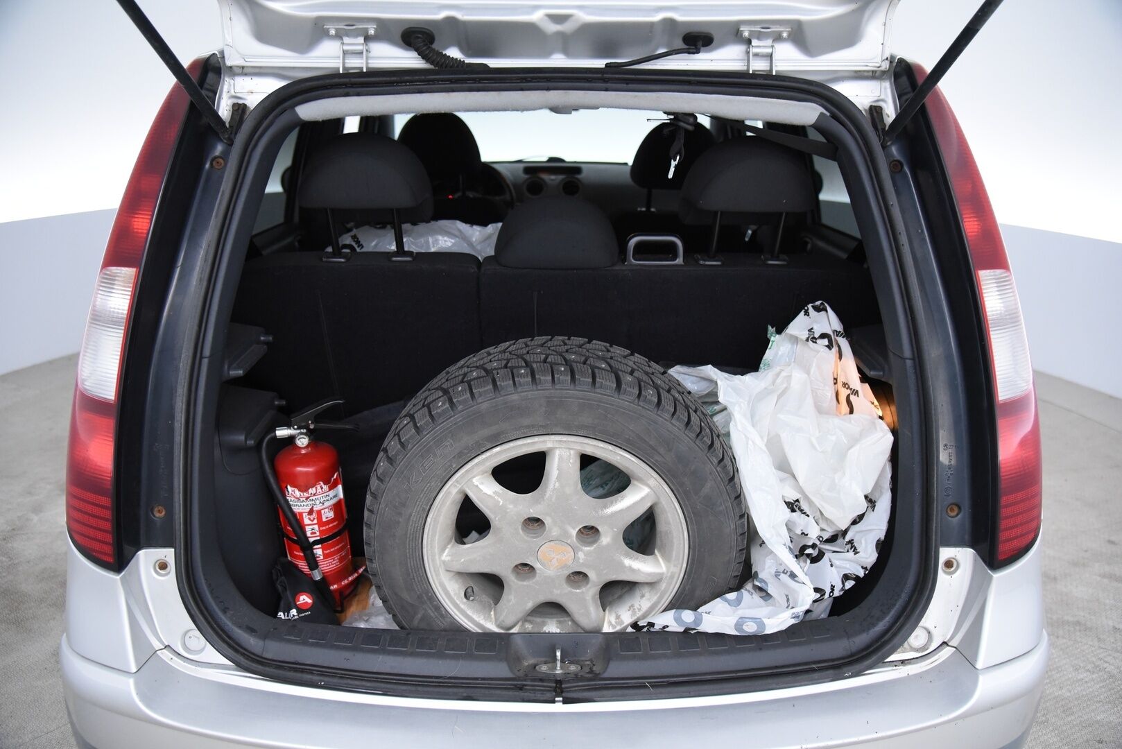 Mitsubishi Colt 2008 95 Insport - YritysOutlet - Myydään vain yrityksille - 2x renkaat aluvantein / Suomi-auto / Ilmastointi / Lohkolämmitin