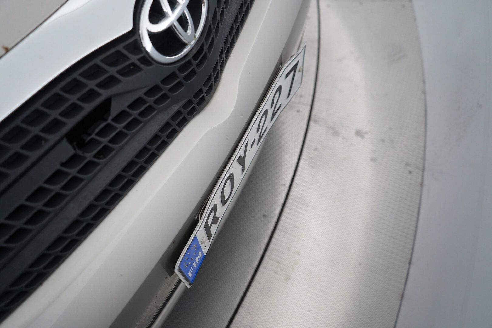Toyota Corolla Verso 2003 1,6 VVT-i Linea - YritysOutlet - Myydään vain yrityksille - 1- omisteinen | Suomi- auto | Kahdet hyvät renkaat! | Lohkolämmitin | Seuraava katsastus 3/2027!