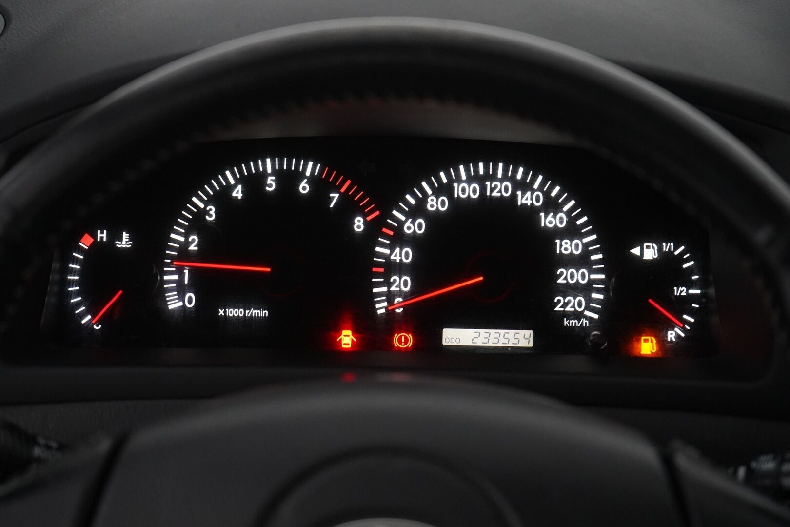 Toyota Corolla Verso 2003 1,6 VVT-i Linea - YritysOutlet - Myydään vain yrityksille - 1- omisteinen | Suomi- auto | Kahdet hyvät renkaat! | Lohkolämmitin | Seuraava katsastus 3/2027!