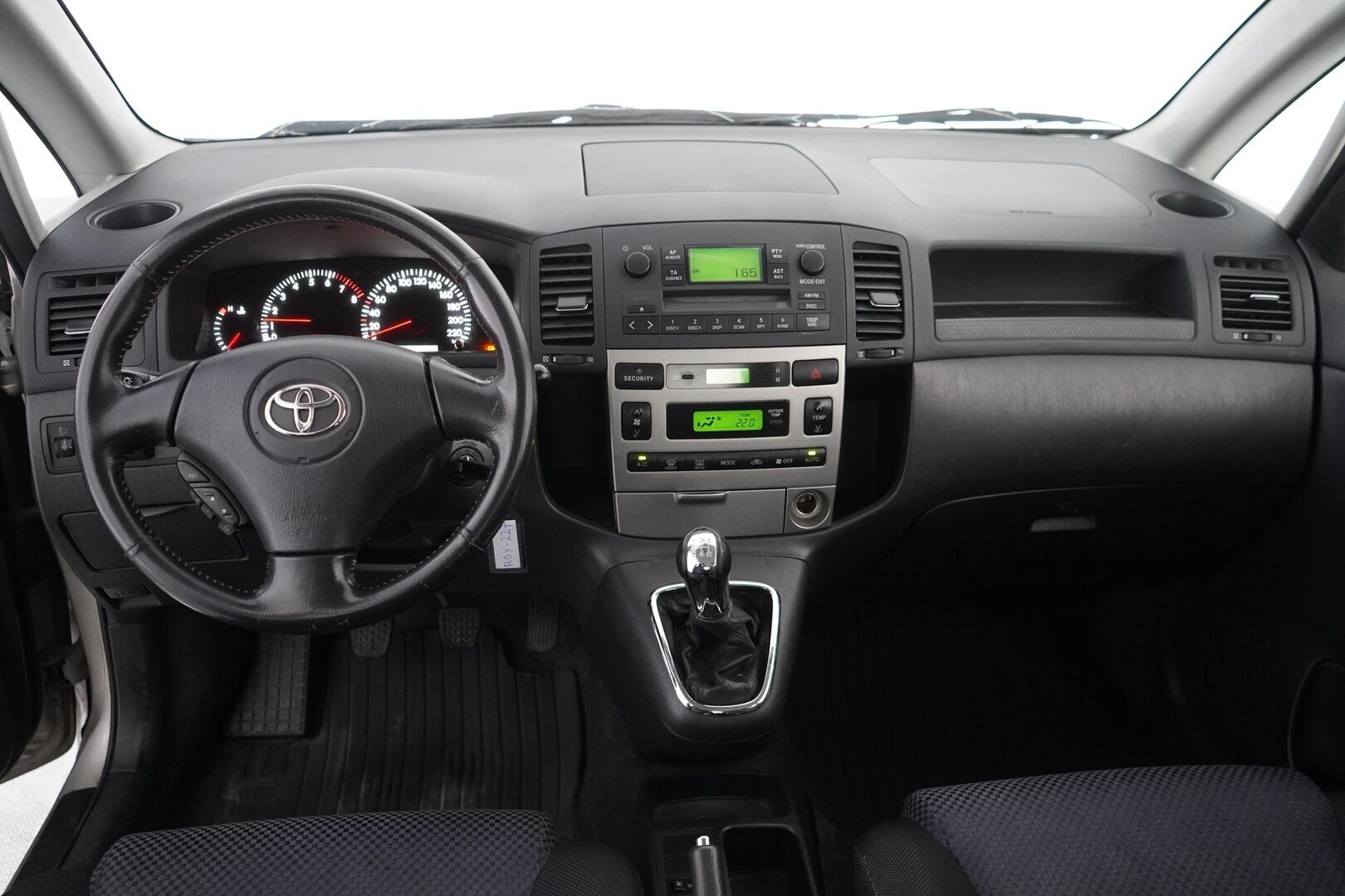 Toyota Corolla Verso 2003 1,6 VVT-i Linea - YritysOutlet - Myydään vain yrityksille - 1- omisteinen | Suomi- auto | Kahdet hyvät renkaat! | Lohkolämmitin | Seuraava katsastus 3/2027!