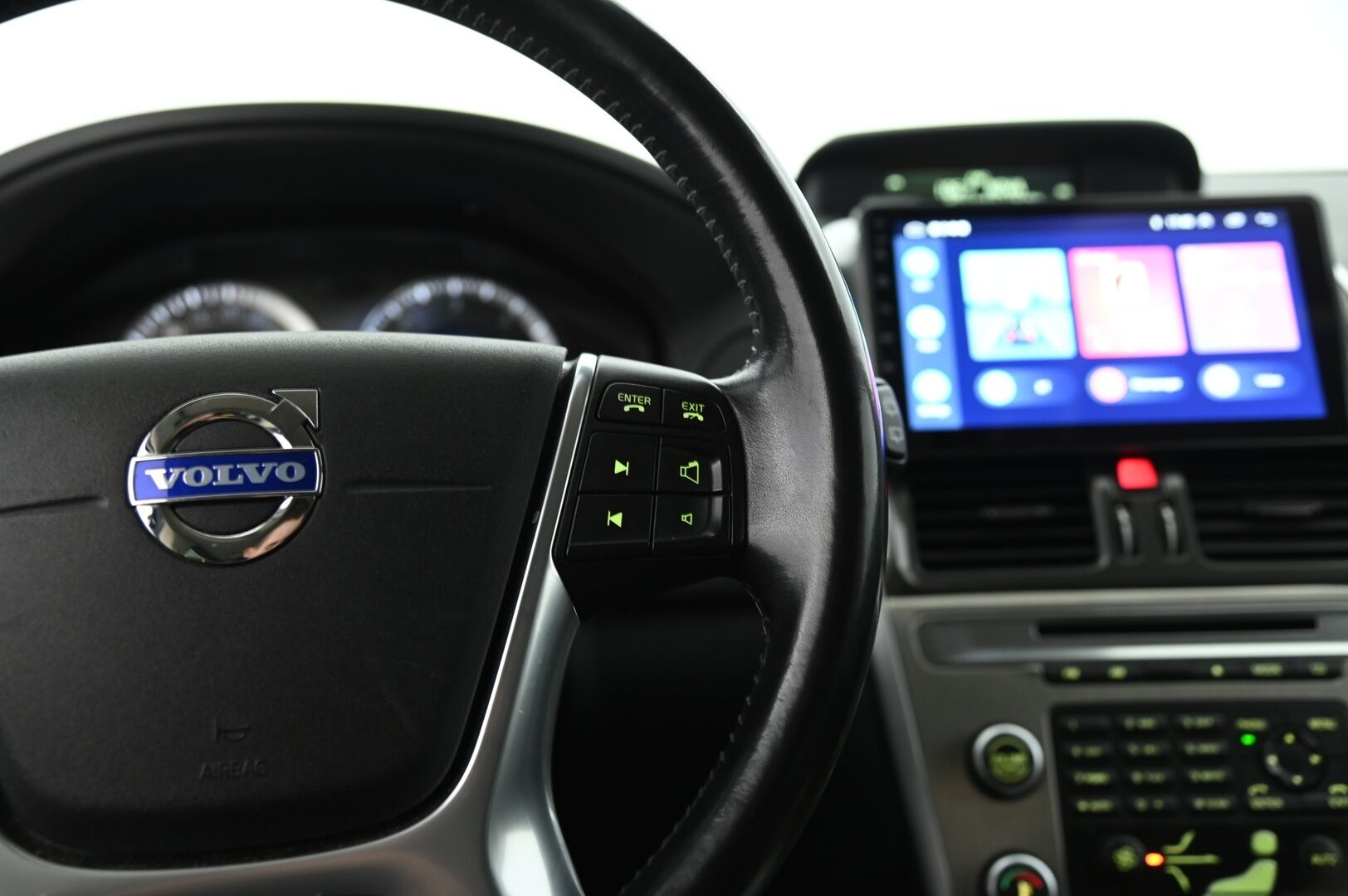 Volvo XC60 2010 D5 AWD Summum aut *Myydään Huutokaupat.com*