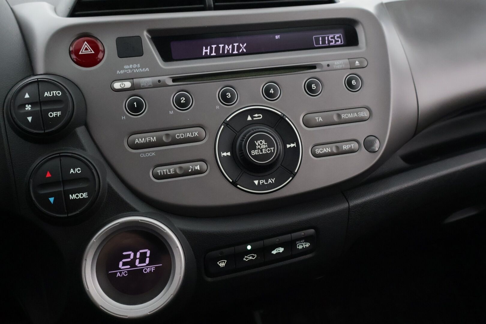 Honda Jazz 2010 5D 1,4i Comfort - 2x Hyvät Renkaat / Kattava huoltohistoria!