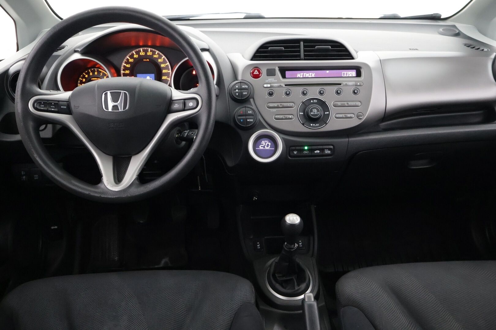 Honda Jazz 2010 5D 1,4i Comfort - 2x Hyvät Renkaat / Kattava huoltohistoria!