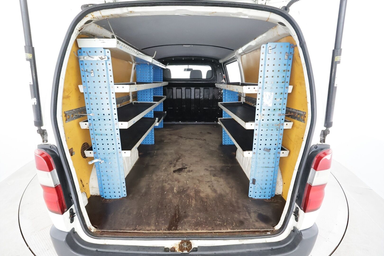 Toyota Hiace 2010 2,5 D-4D 95 4ov pitkä - | Koukku | Lohkolämmitin | Facelift | CD&AUX | Sähköpeilit | Penkinlämmittimet | 1-om Suomi-auto | Kahdet renkaat |