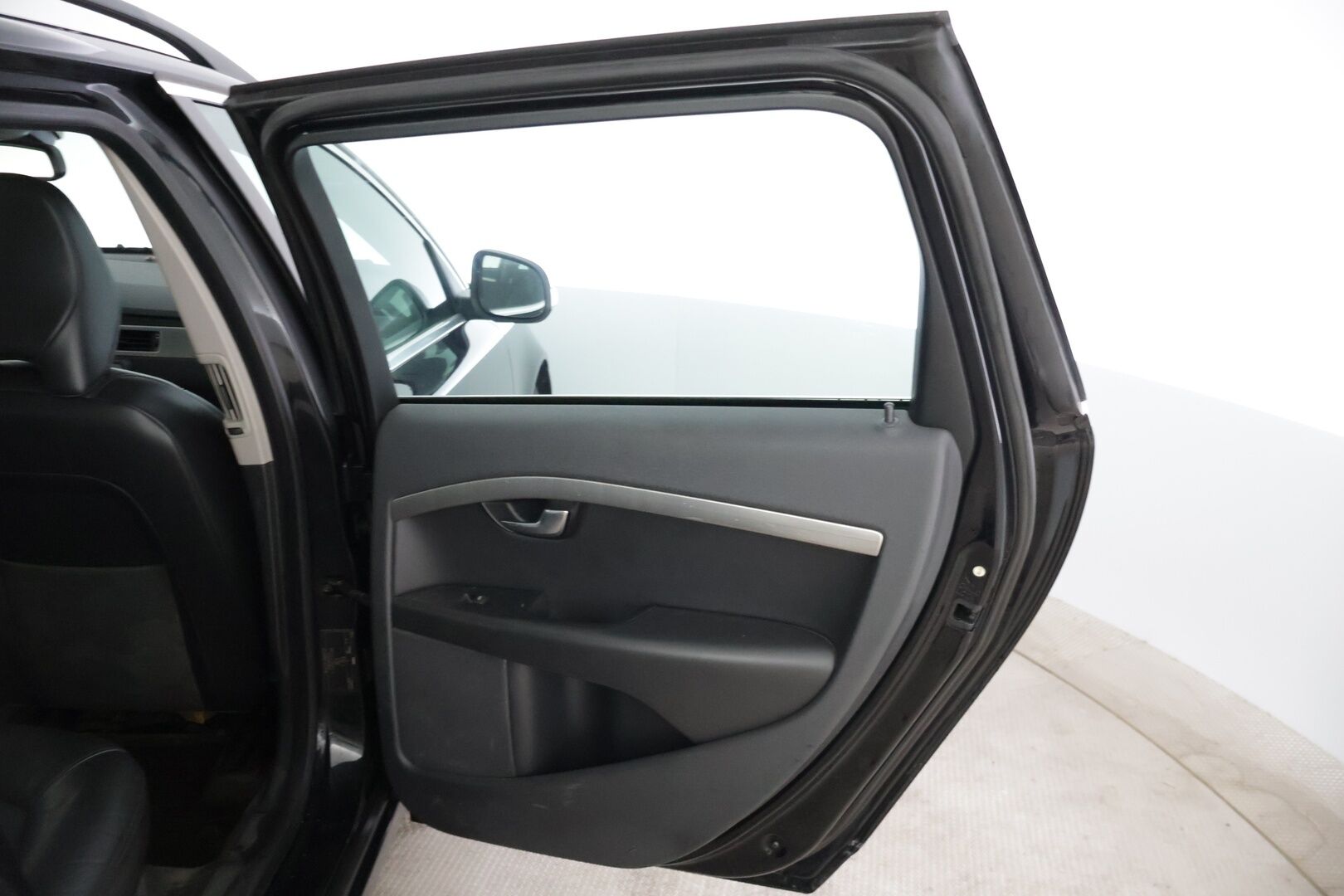 Volvo V70 2010 1,6D DRIVe Momentum Business - *Tämä auto myydään YritysOutlet -valikoimasta vain yritykselle*