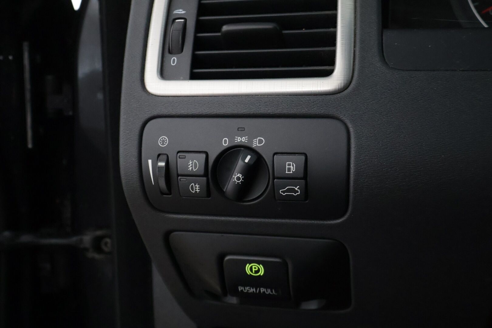 Volvo V70 2010 1,6D DRIVe Momentum Business - *Tämä auto myydään YritysOutlet -valikoimasta vain yritykselle*