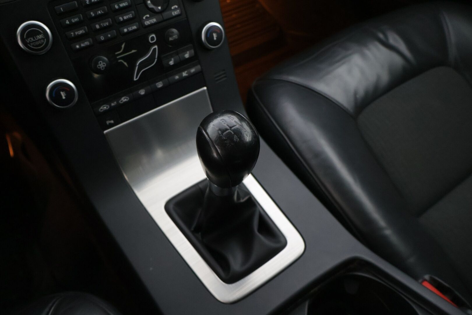 Volvo V70 2010 1,6D DRIVe Momentum Business - *Tämä auto myydään YritysOutlet -valikoimasta vain yritykselle*