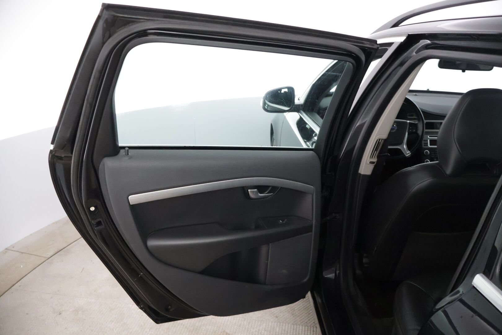 Volvo V70 2010 1,6D DRIVe Momentum Business - *Tämä auto myydään YritysOutlet -valikoimasta vain yritykselle*