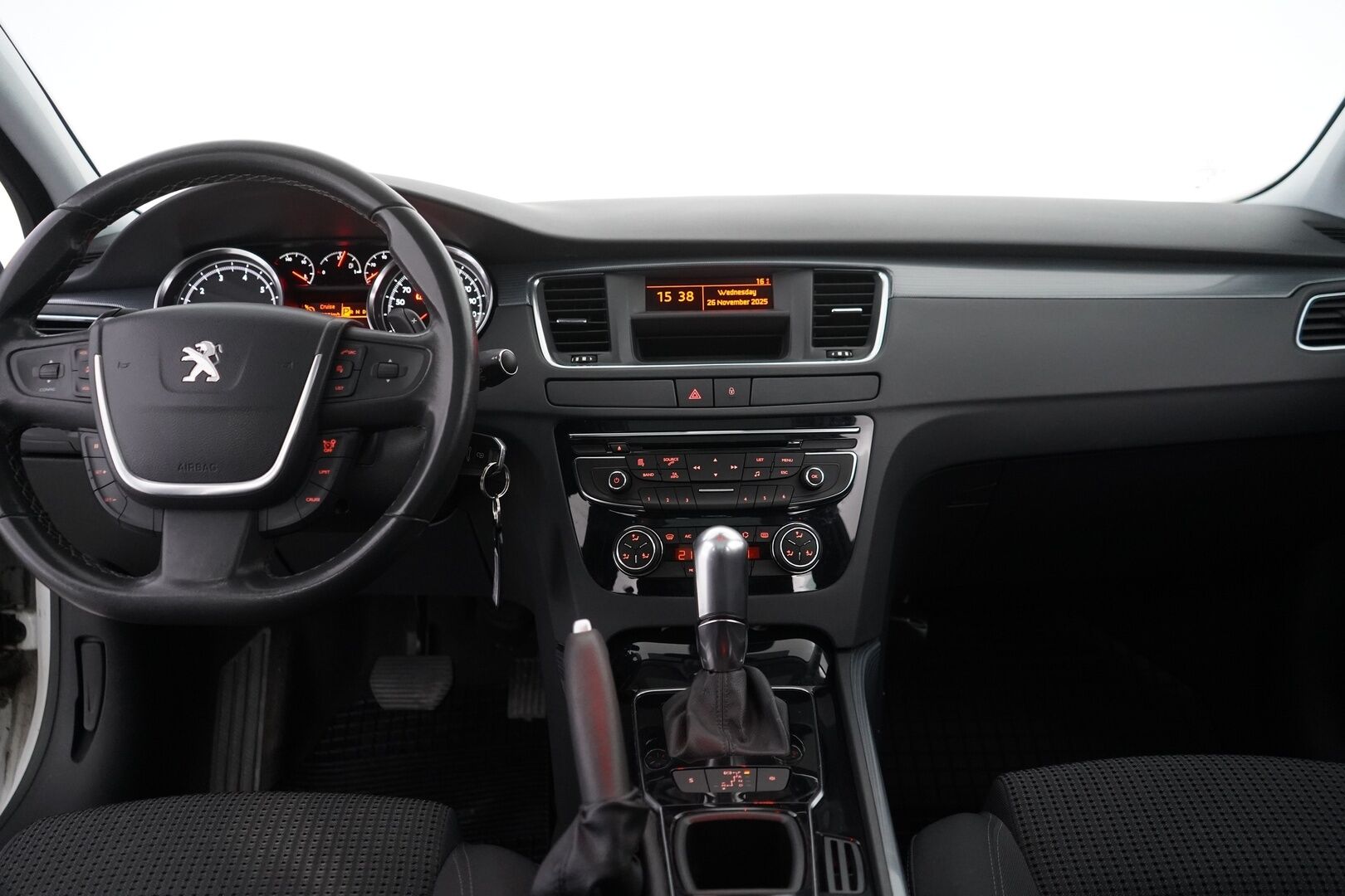 Peugeot 508 2012 SW Active THP 156 Automaatti Limited - YritysOutlet - Myydään vain yrityksille - Kahdet hyvät renkaat / Lohko + sisähaara / Suomiauto