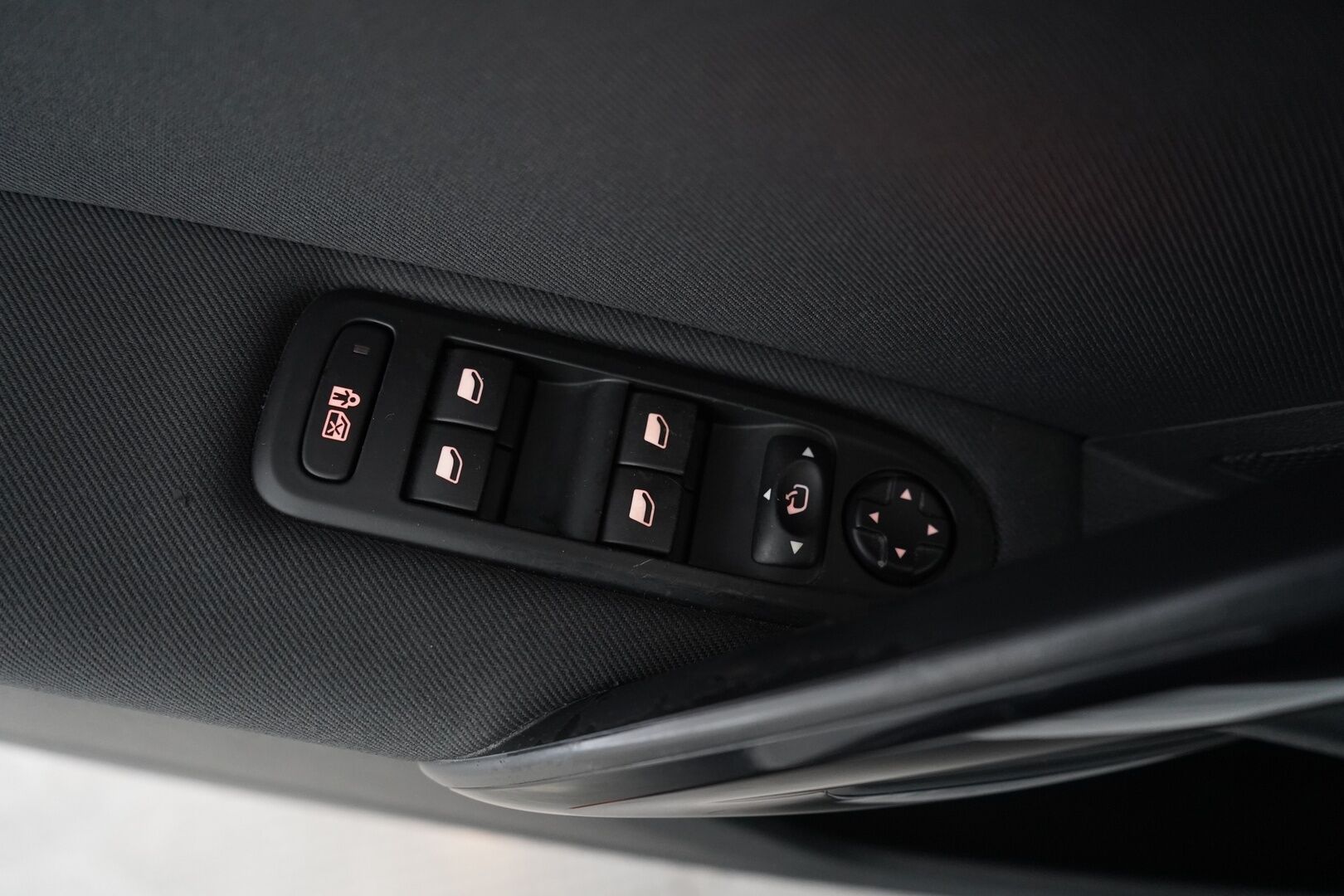 Peugeot 508 2012 SW Active THP 156 Automaatti Limited - YritysOutlet - Myydään vain yrityksille - Kahdet hyvät renkaat / Lohko + sisähaara / Suomiauto