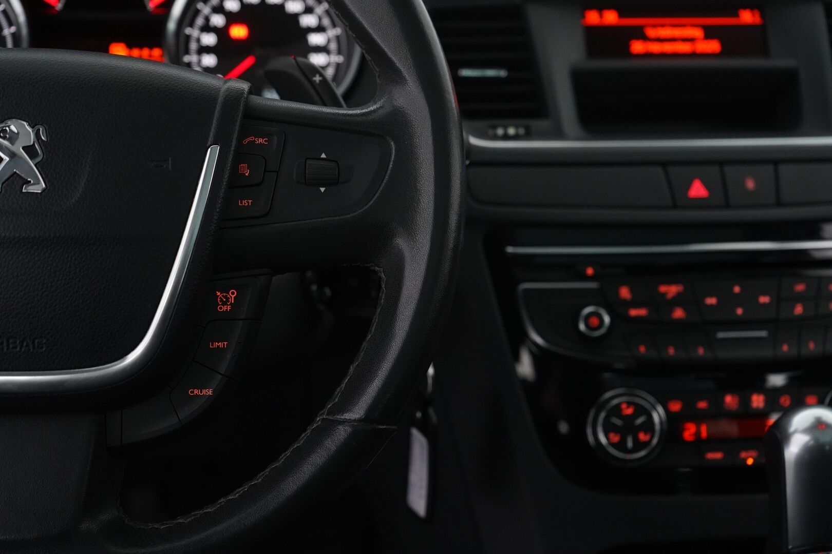 Peugeot 508 2012 SW Active THP 156 Automaatti Limited - YritysOutlet - Myydään vain yrityksille - Kahdet hyvät renkaat / Lohko + sisähaara / Suomiauto