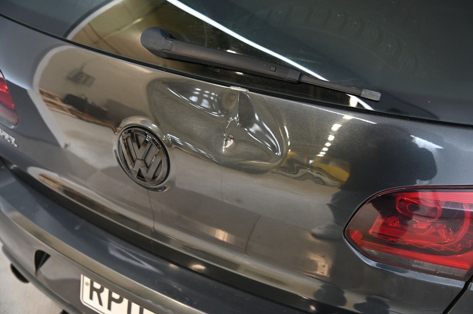 Volkswagen Golf 2012 GTI 2,0 155 kW (210 hv) DSG-autom.*MYYDÄÄN HUUTOKAUPPA.COM*