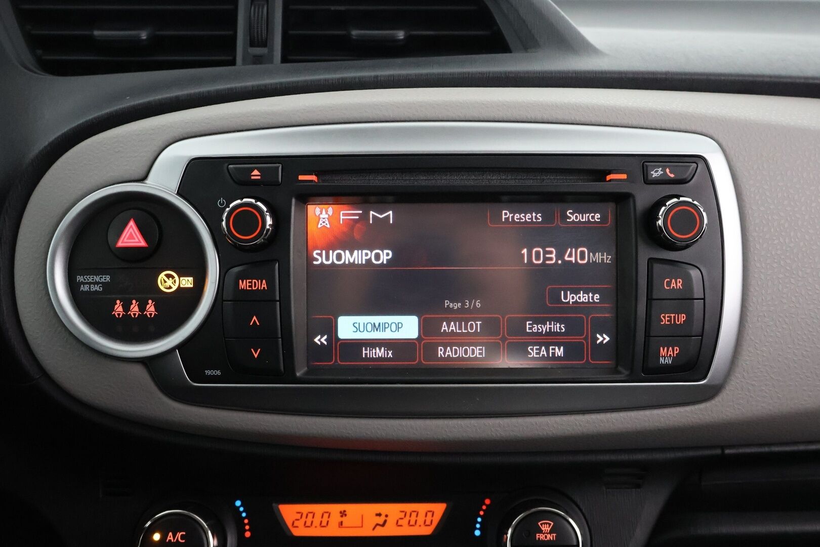 Toyota Yaris 2012 1,33 Dual VVT-i Comfort 5ov Multidrive S - | Suomi-auto | P.kamera | Webasto | Navi | Vakkari |