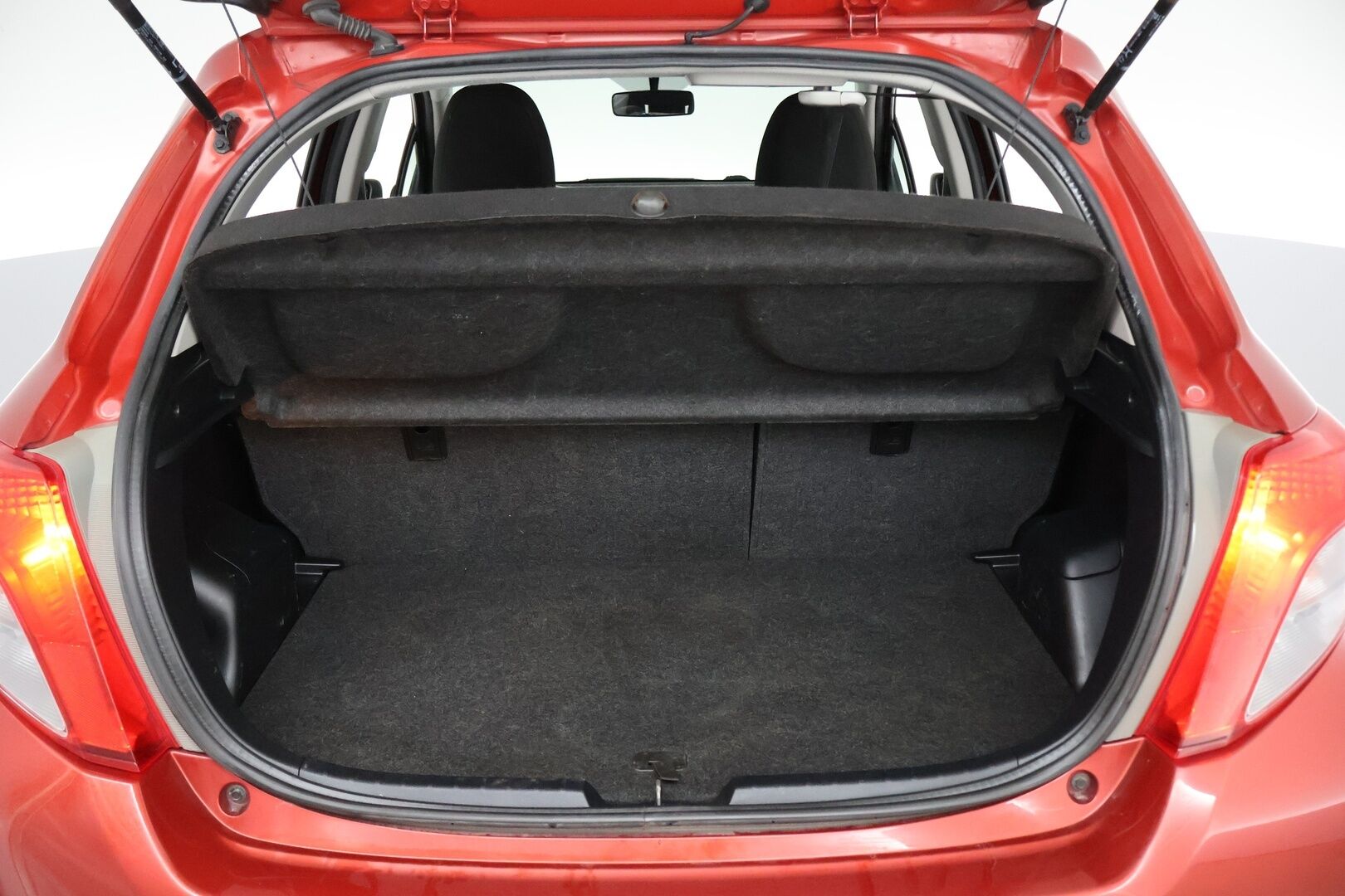 Toyota Yaris 2012 1,33 Dual VVT-i Comfort 5ov Multidrive S - | Suomi-auto | P.kamera | Webasto | Navi | Vakkari |