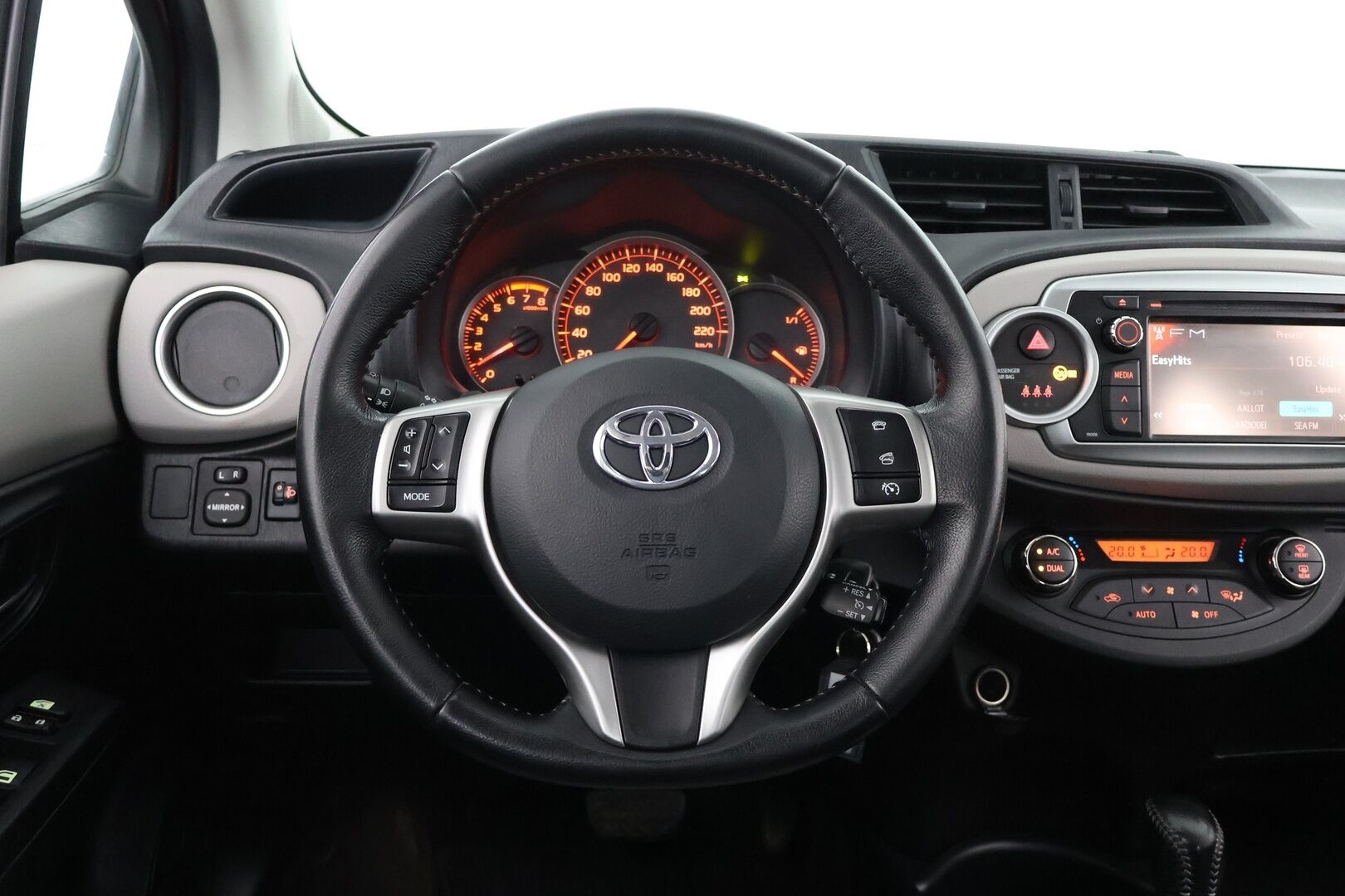 Toyota Yaris 2012 1,33 Dual VVT-i Comfort 5ov Multidrive S - | Suomi-auto | P.kamera | Webasto | Navi | Vakkari |
