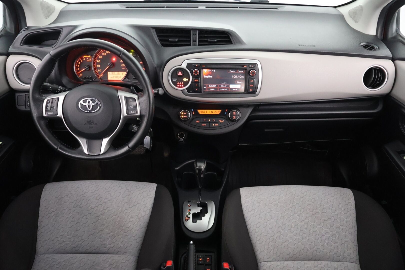 Toyota Yaris 2012 1,33 Dual VVT-i Comfort 5ov Multidrive S - | Suomi-auto | P.kamera | Webasto | Navi | Vakkari |