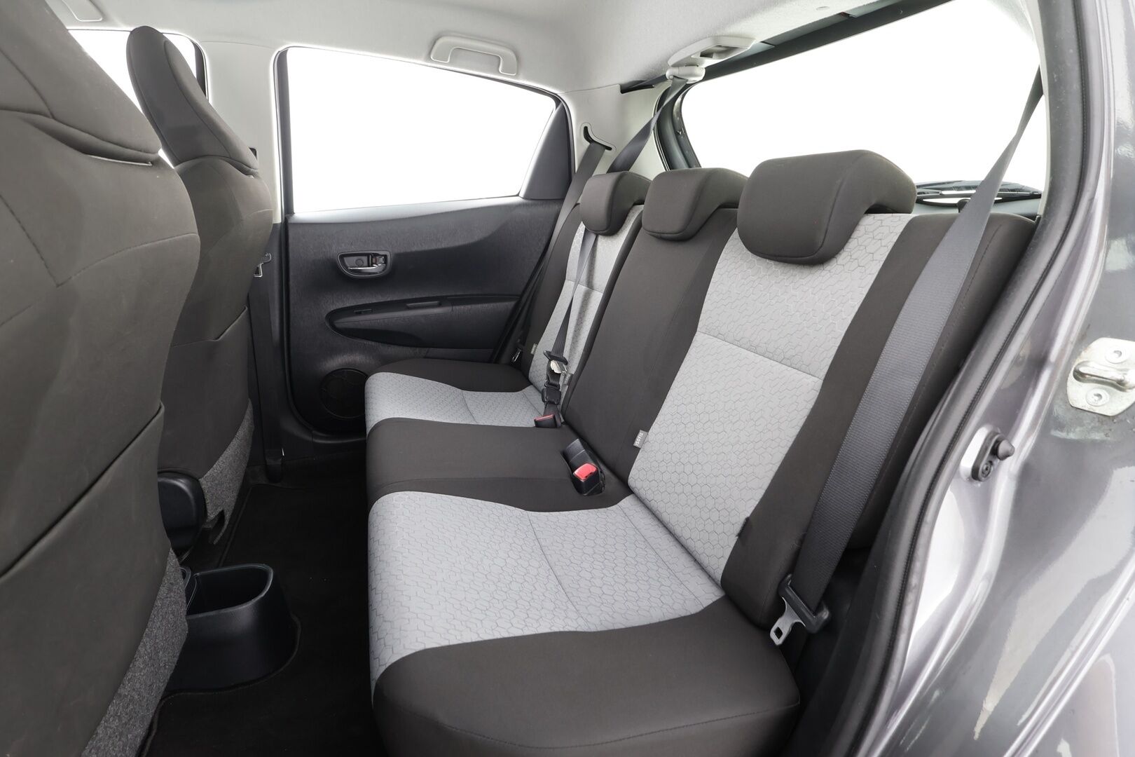 Toyota Yaris 2012 1,33 Dual VVT-i Comfort 5ov Multidrive S - | Vakkari | Lohko | P.Kamera | Autom Ilmastointi | Suomi-auto | Kahdet Renkaat | Merkkihuollettu |