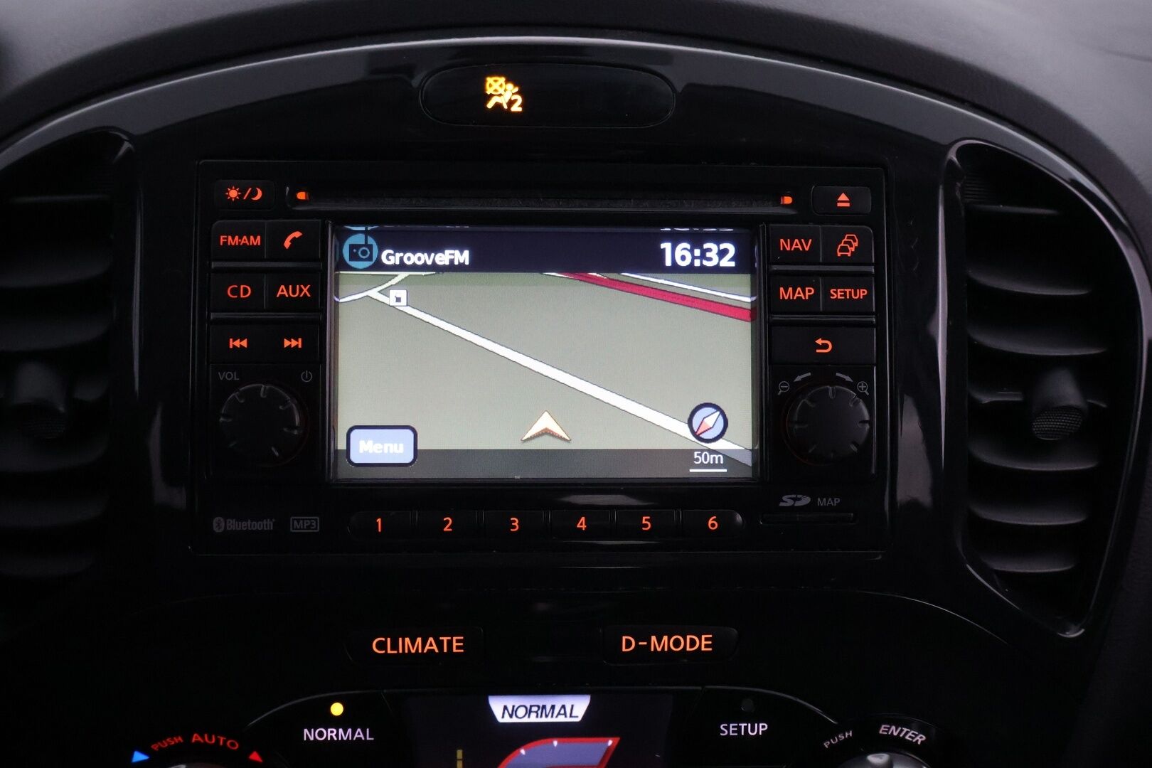 Nissan Juke 2012 1,6L Tekna 2WD CVT Shiro Leather IMS - Vaihteisto viallinen | Nahkasisusta | Koukku | P. Kamera | Keyless | LED- Lisävalo | 2x Renkaat! | Juuri Katsastettu! - YritysOutlet - Myydään vain yrityksille