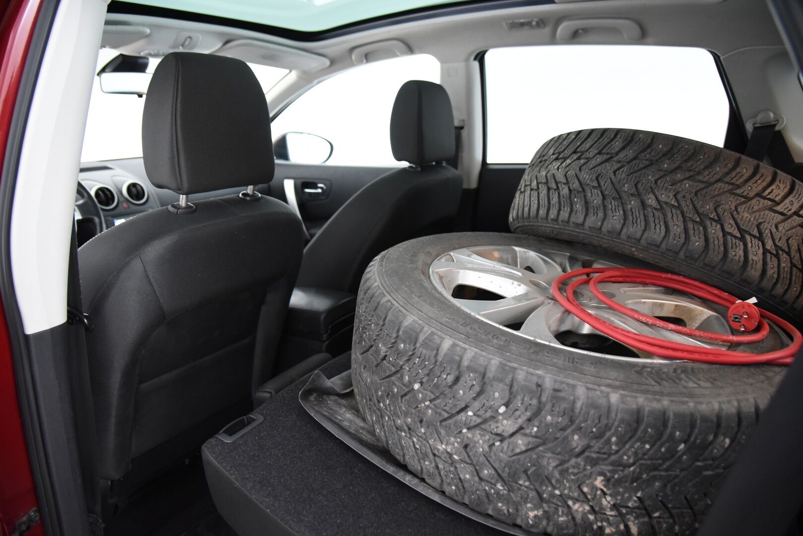 Nissan Qashqai+2 2012 1,6dCi DPF Stop / Start System Acenta 2WD 6M/T Connect AVM Business** 360-Kamera /  Navi / Lohko / Koukku / Vakkari *