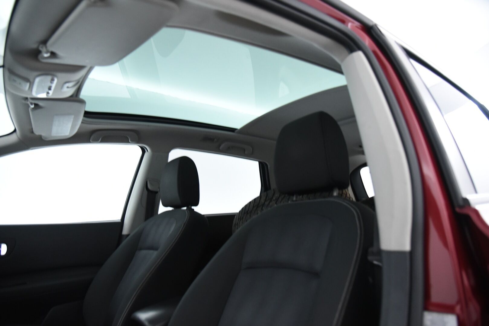 Nissan Qashqai+2 2012 1,6dCi DPF Stop / Start System Acenta 2WD 6M/T Connect AVM Business** 360-Kamera /  Navi / Lohko / Koukku / Vakkari *