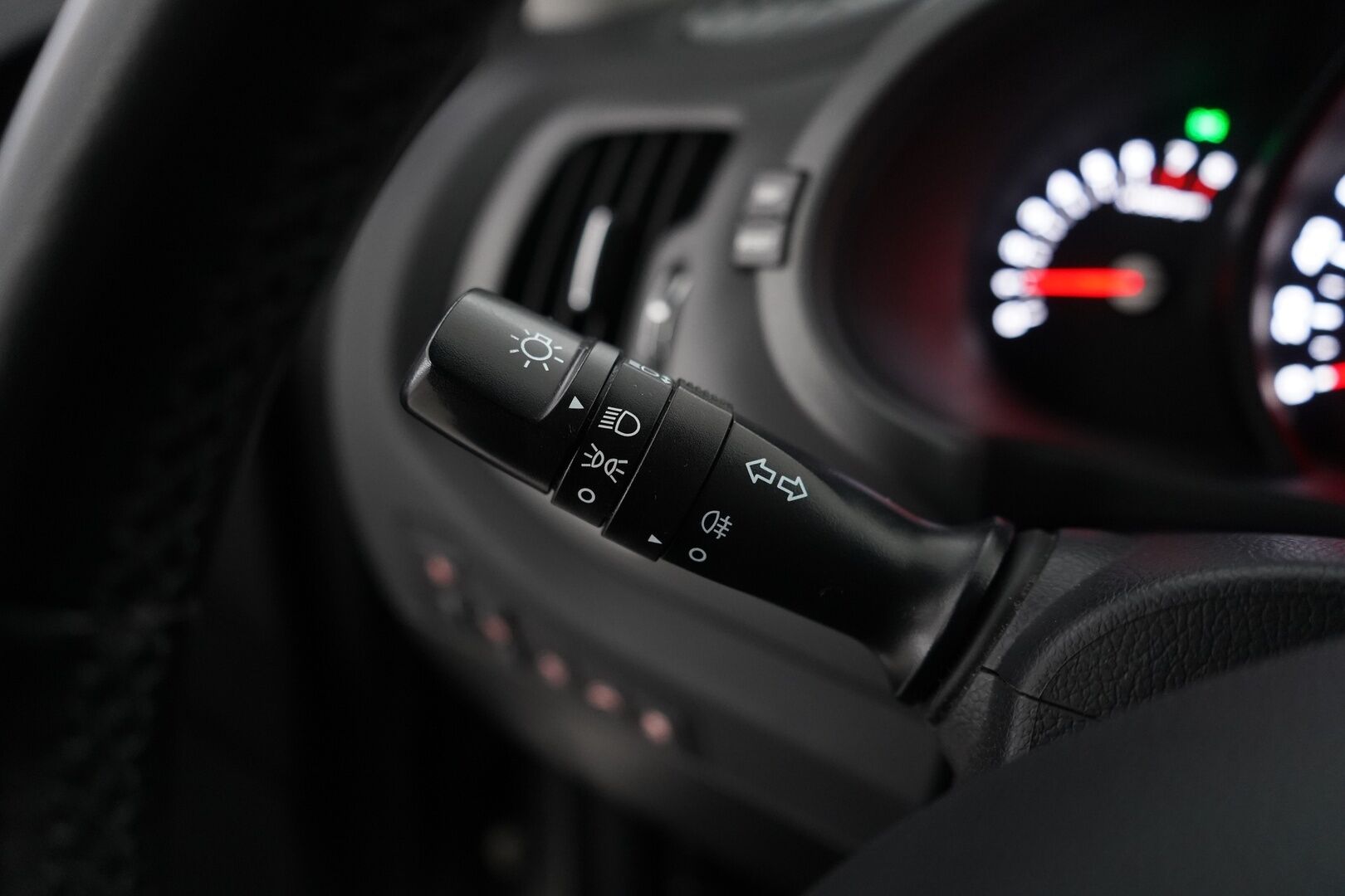 Kia Sportage 2013 1.6 ISG Urban LX EcoDynamics * Vetokoukku / Lohkolämmitin / Vakkari / BT * - Suomi-auto / Viimeisin huolto 185tkm / 2x Renkaat vanteineen