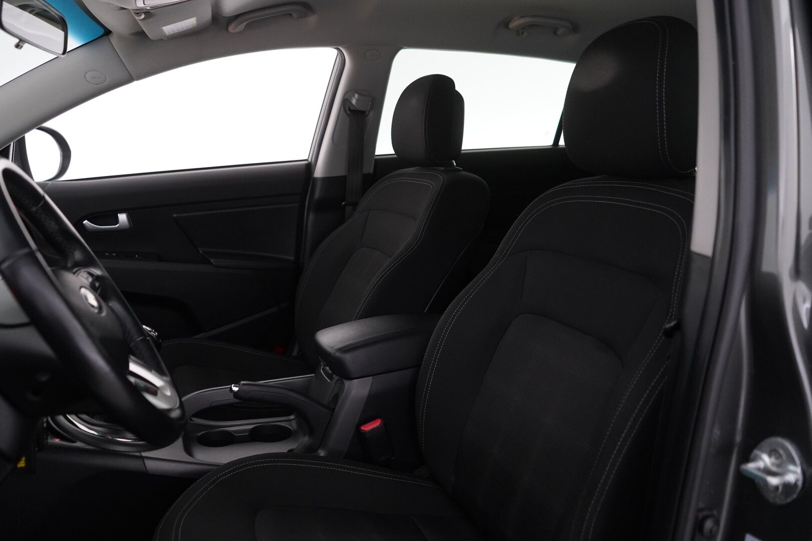 Kia Sportage 2013 1.6 ISG Urban LX EcoDynamics * Vetokoukku / Lohkolämmitin / Vakkari / BT * - Suomi-auto / Viimeisin huolto 185tkm / 2x Renkaat vanteineen