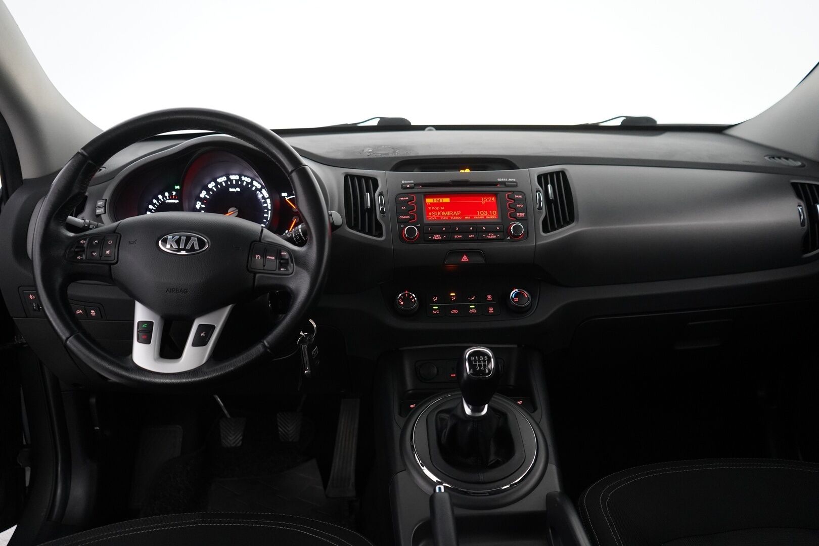 Kia Sportage 2013 1.6 ISG Urban LX EcoDynamics * Vetokoukku / Lohkolämmitin / Vakkari / BT * - Suomi-auto / Viimeisin huolto 185tkm / 2x Renkaat vanteineen