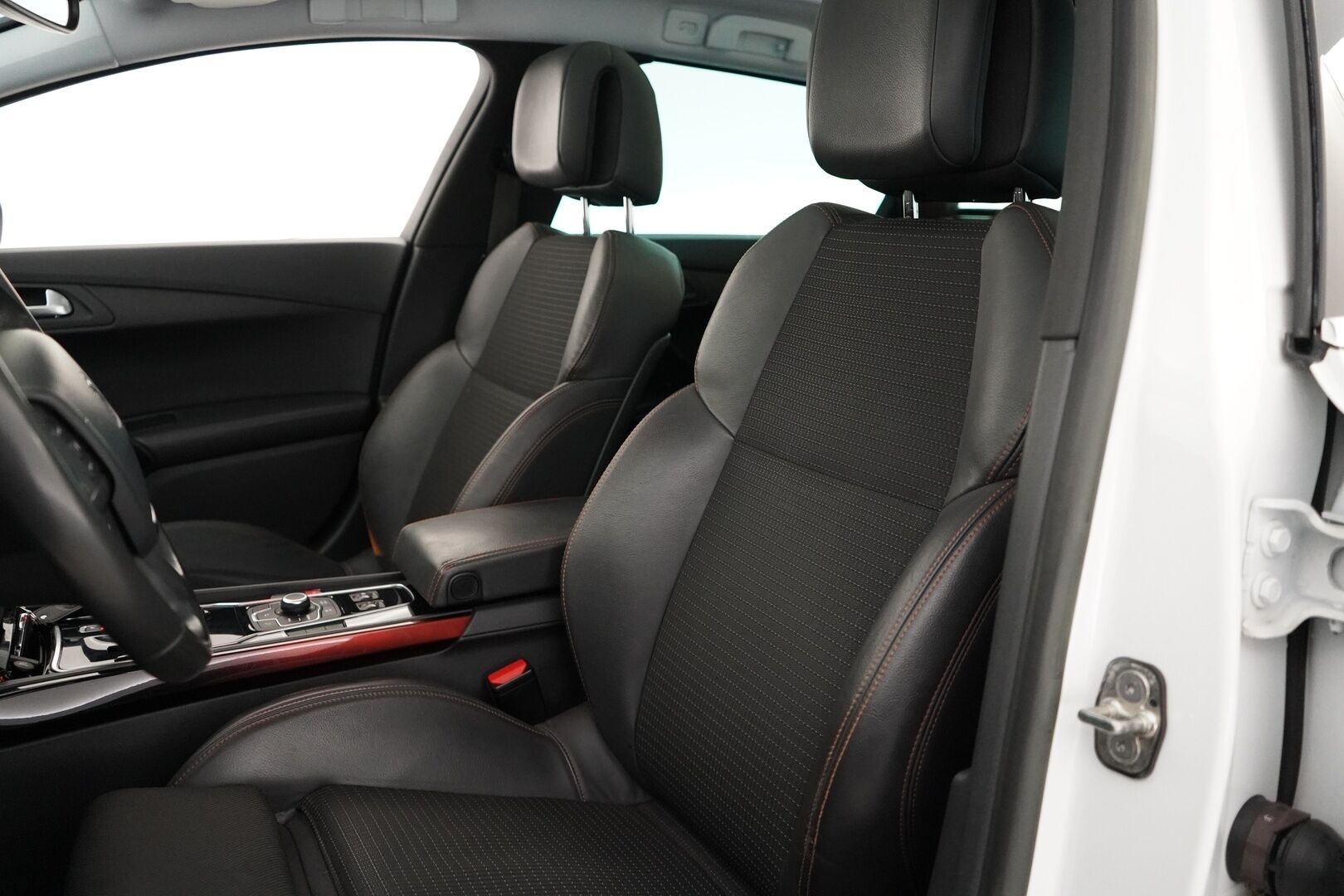 Peugeot 508 2013 RXH HYbrid4 HDi AWD *HUD / Webasto / Lasikatto / Puolinahka Sport-istuimet / Navi* - Kahdet OEM Vanteet / Jakopää 187tkm / Viimeisin huolto 206tkm