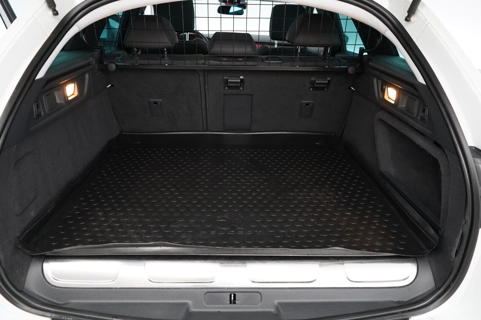 Peugeot 508 2013 RXH HYbrid4 HDi AWD *HUD / Webasto / Lasikatto / Puolinahka Sport-istuimet / Navi* - Kahdet OEM Vanteet / Jakopää 187tkm / Viimeisin huolto 206tkm