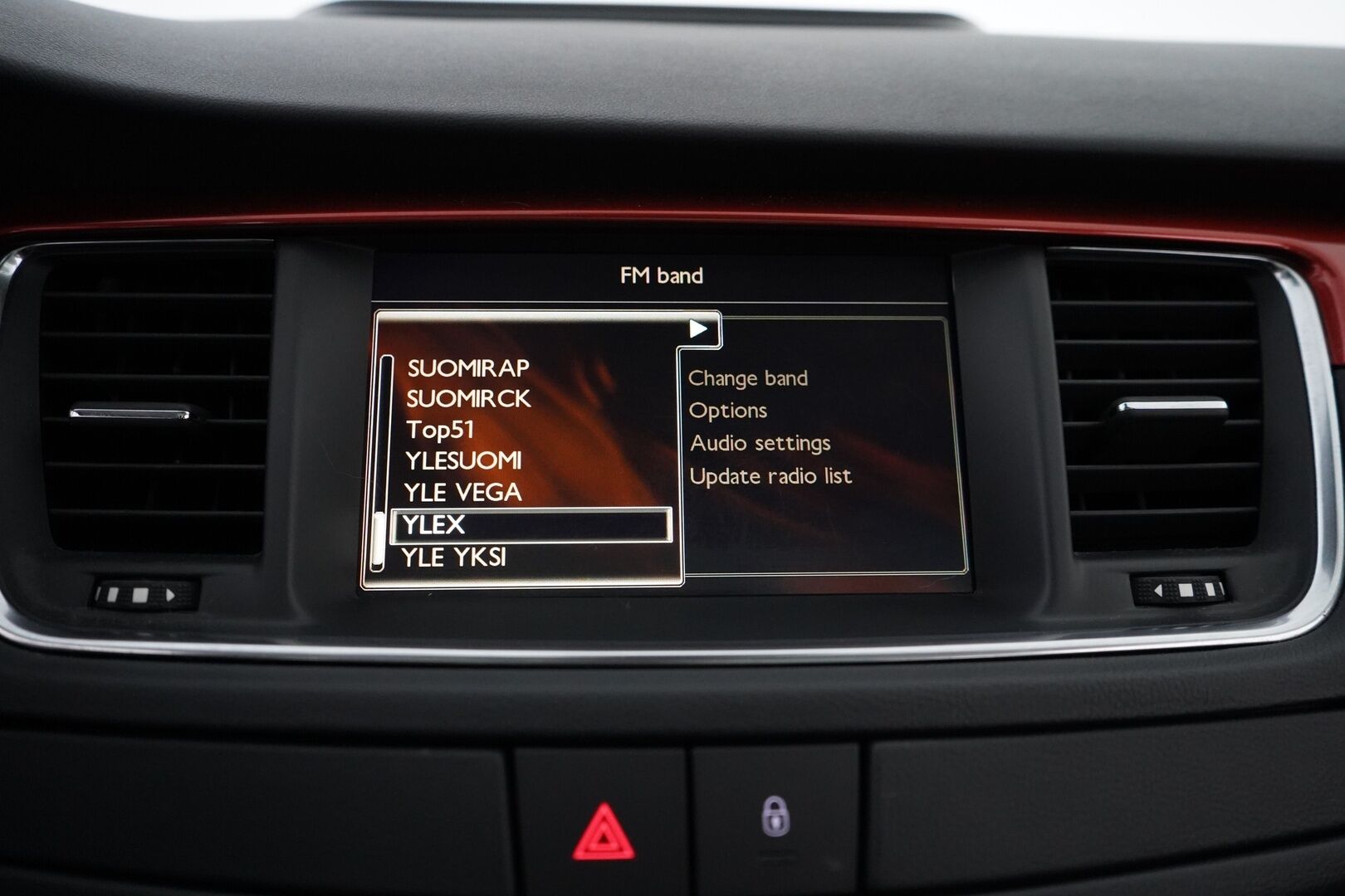 Peugeot 508 2013 RXH HYbrid4 HDi AWD *HUD / Webasto / Lasikatto / Puolinahka Sport-istuimet / Navi* - Kahdet OEM Vanteet / Jakopää 187tkm / Viimeisin huolto 206tkm