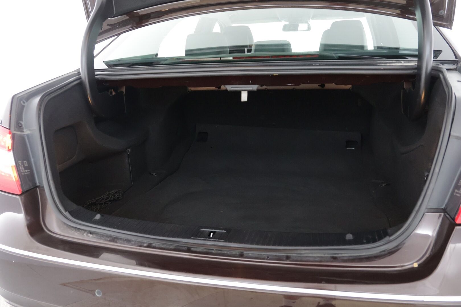 Mercedes-Benz E 2013 220 CDI BE A Premium Business - | Ortopedi-penkit | Webasto | Koukku | Tutkat | ILS | Suomi-auto | 2x aluvanteet |